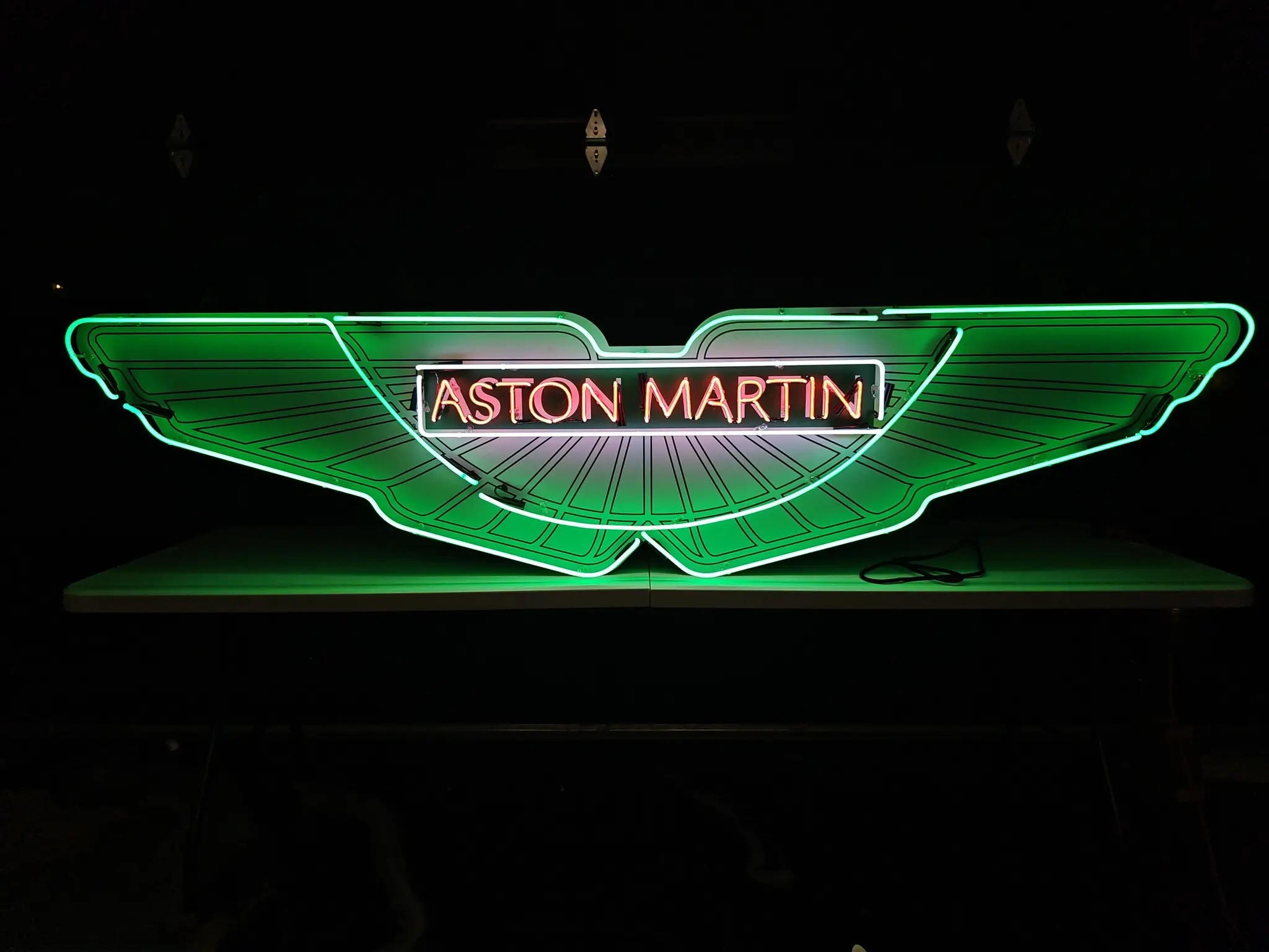 MarketPlace: Aston Martin Neon Sign | PCARMARKET