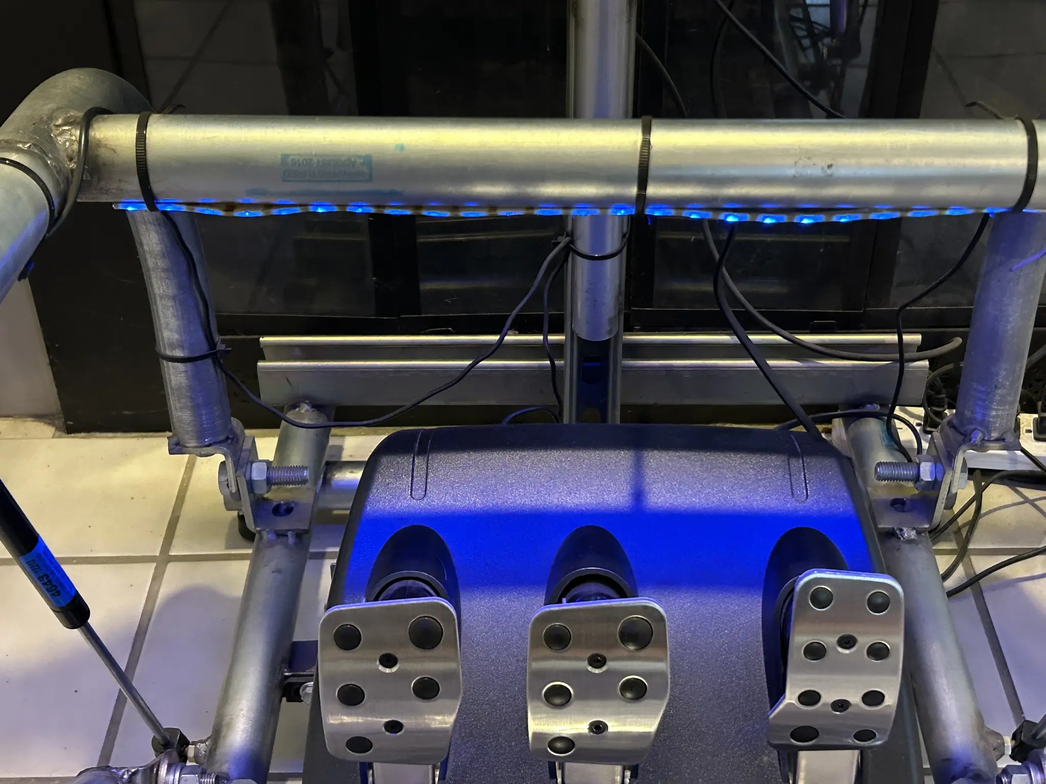 No Reserve Custom Racing Simulator | PCARMARKET