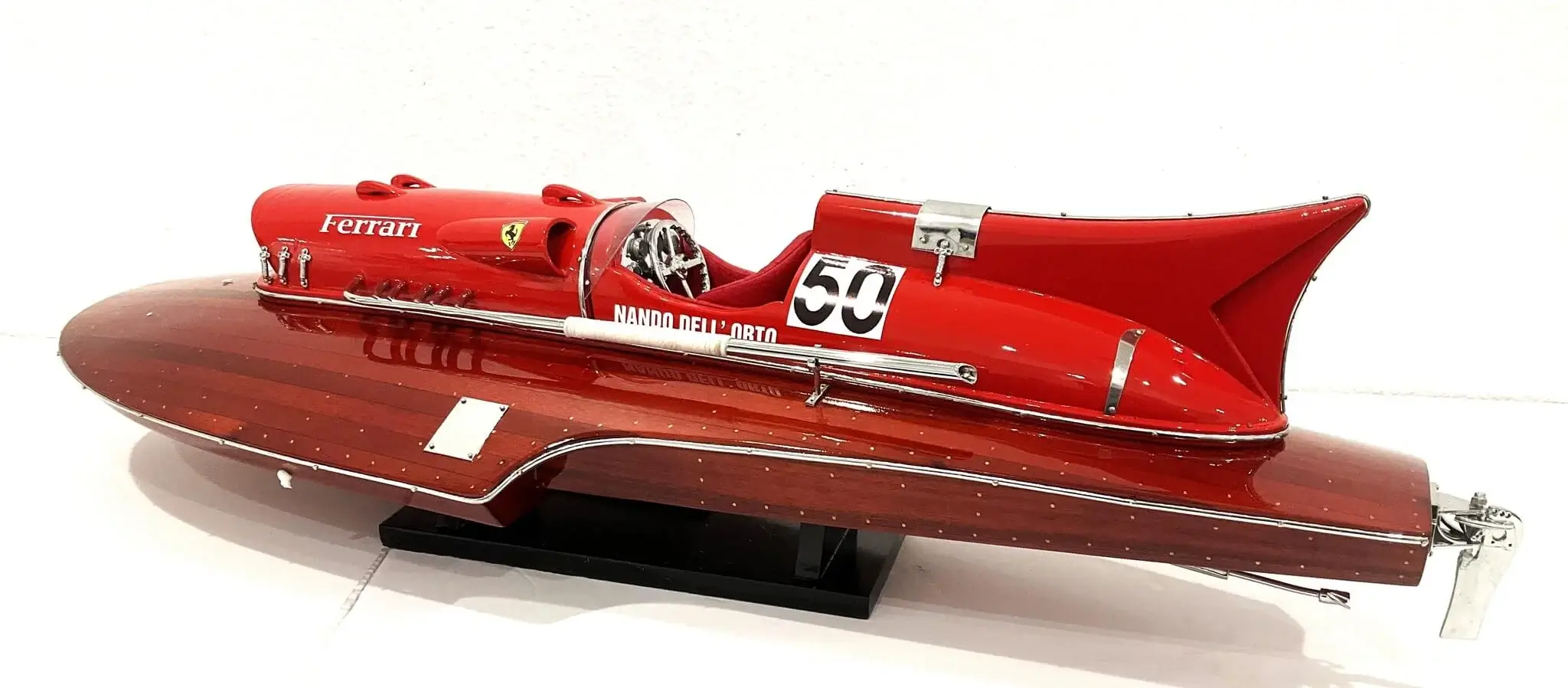 No Reserve Ferrari Arno XI Racing Boat Model | PCARMARKET