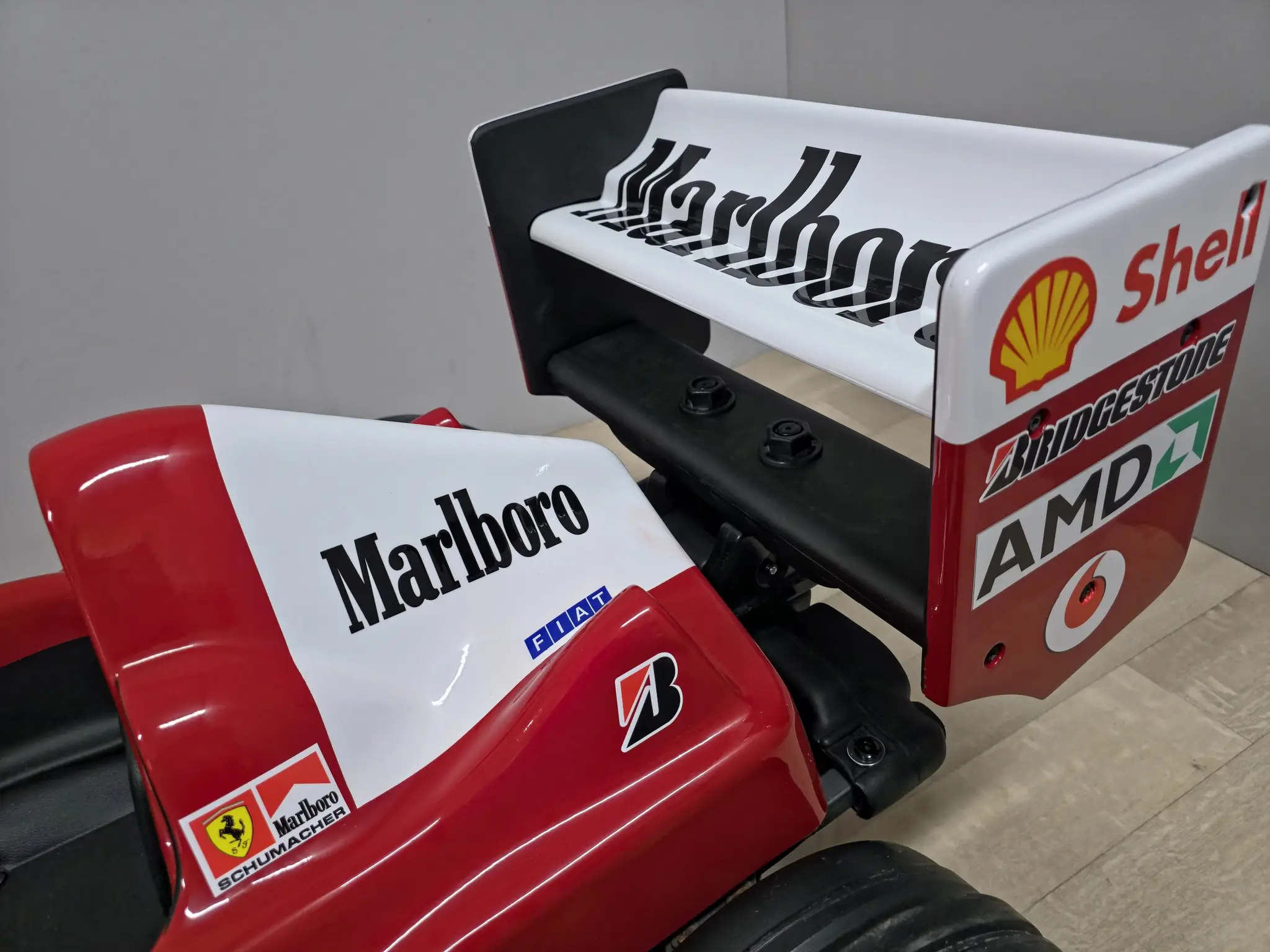 【MICHAEL SCHUMACHER COLLECTION】 GOKART No Reserve TT Toys Ferrari F1 2002 Michael Schumacher Replica Go