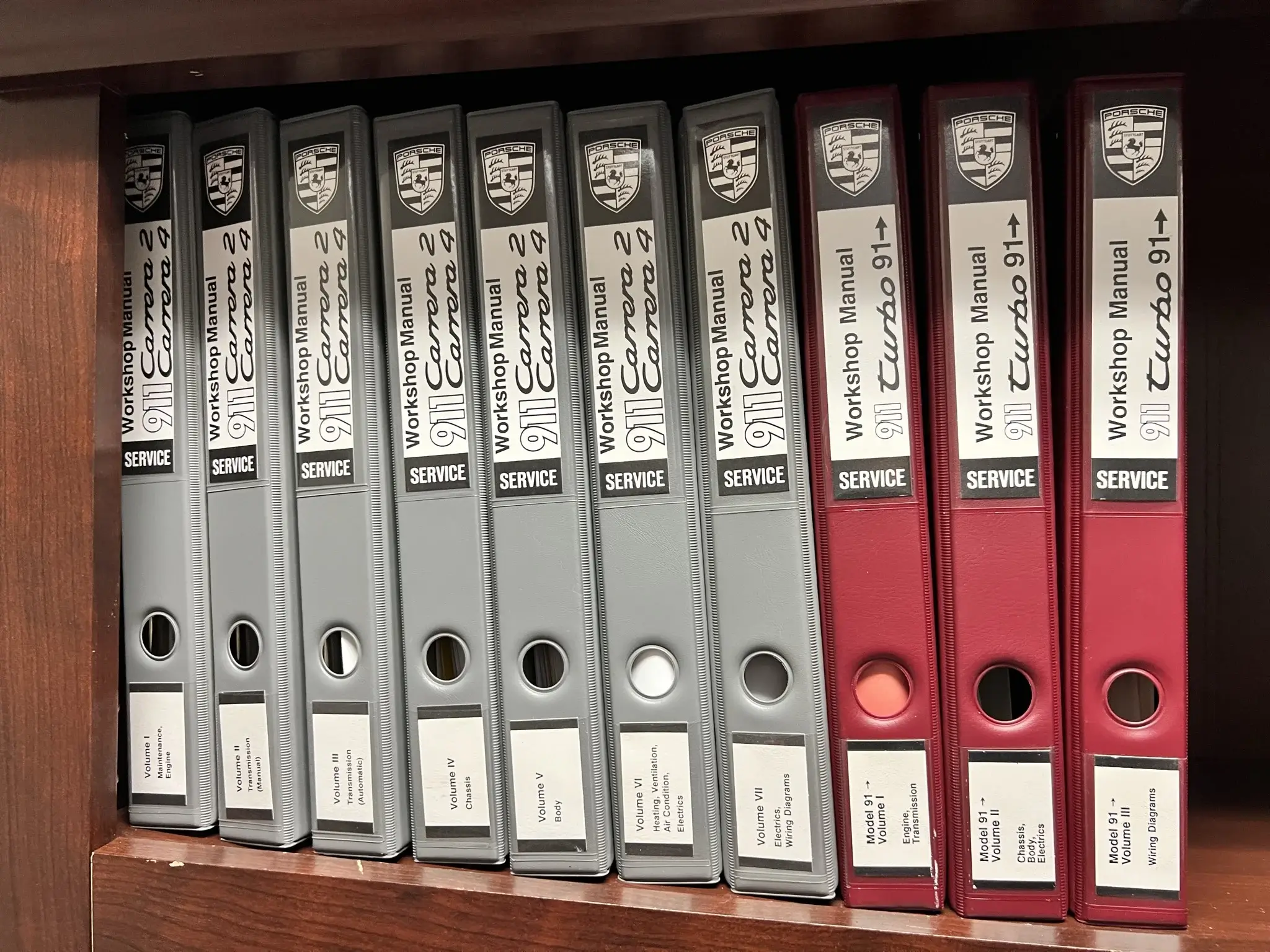 Complete Set of Original Porsche 964 Workshop Manuals | PCARMARKET