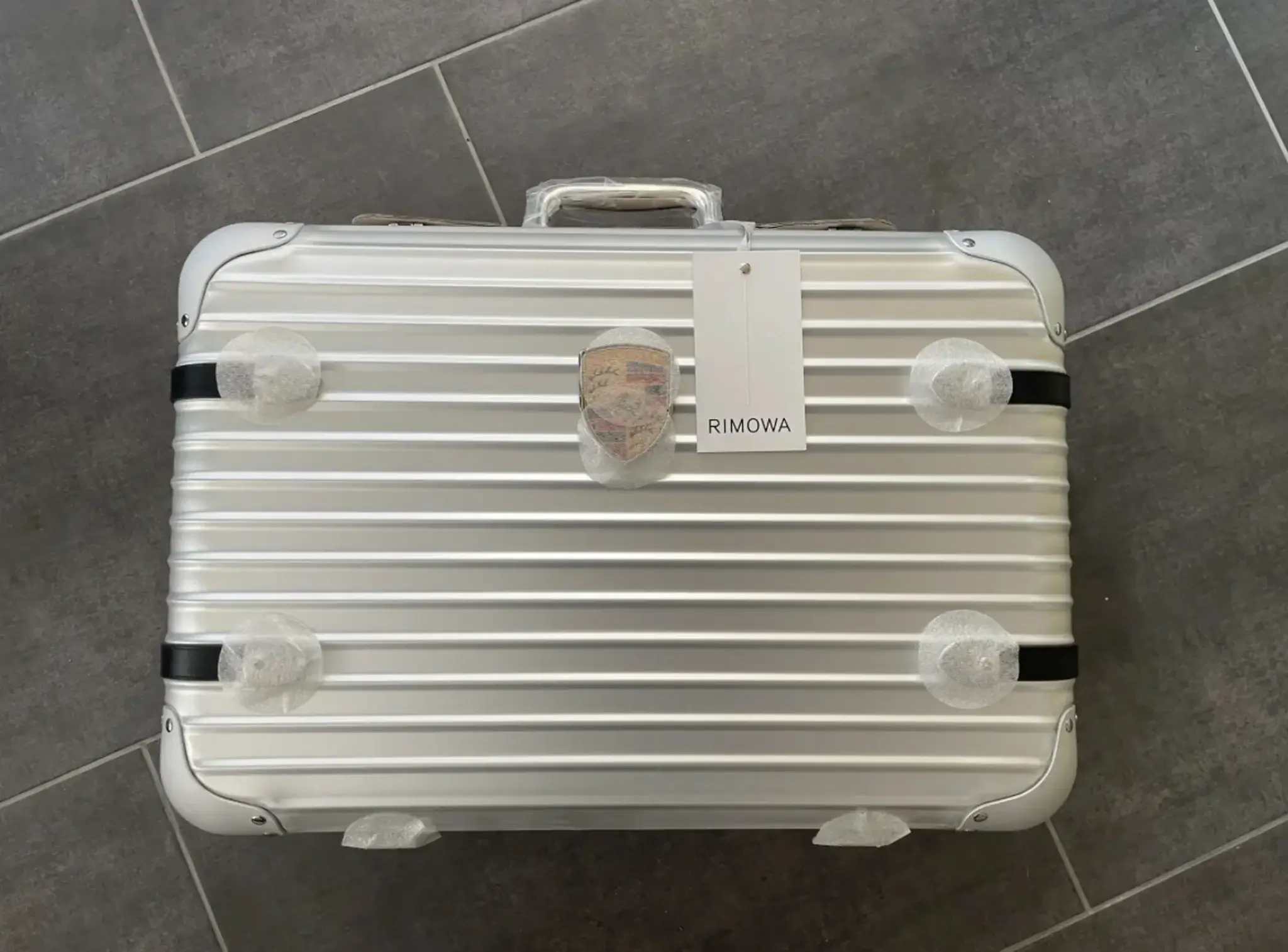 MP: Limited Edition Rimowa x Porsche Hand Carry Pepita Case #841