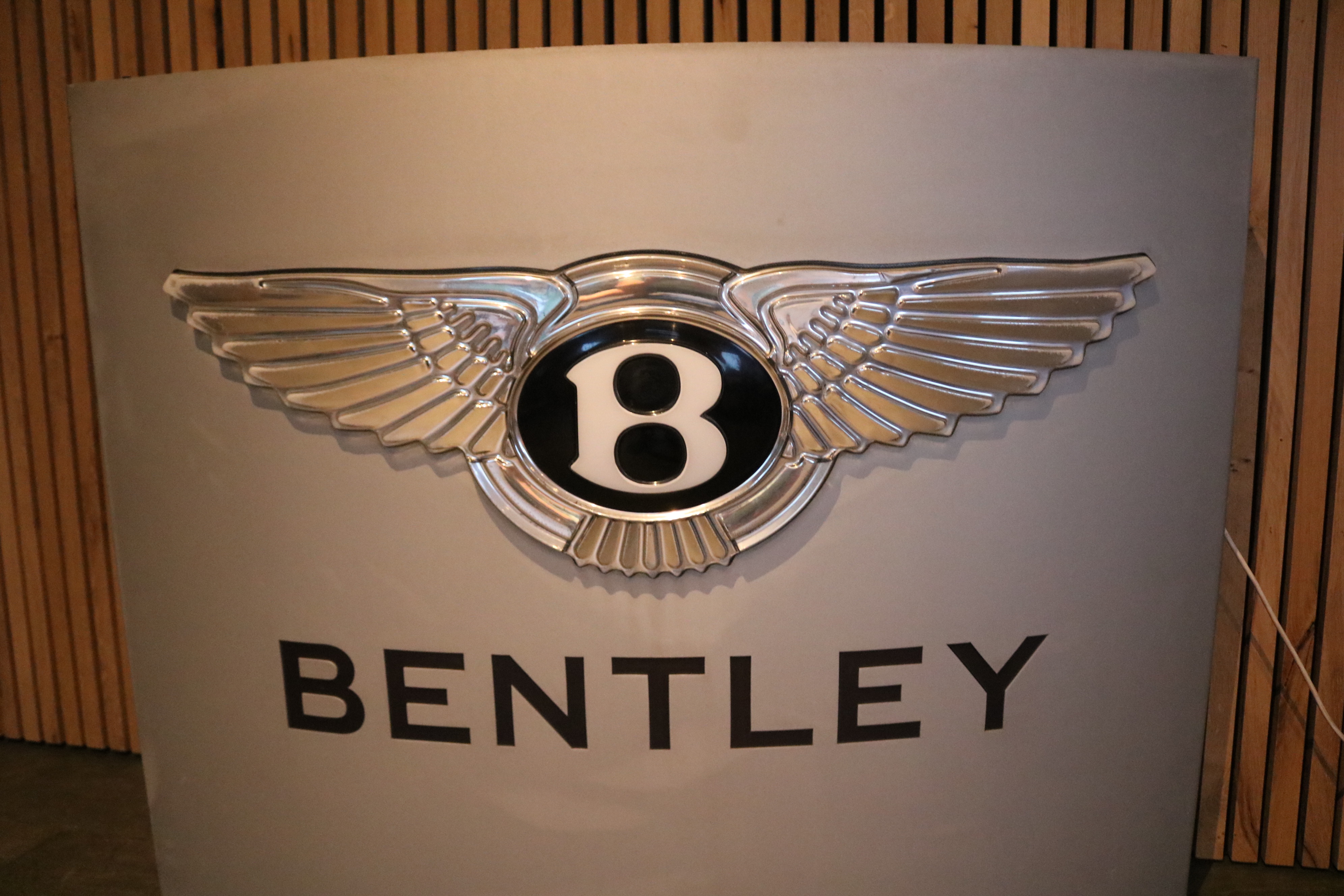 MP: Illuminated Bentley Dealership Sign (45