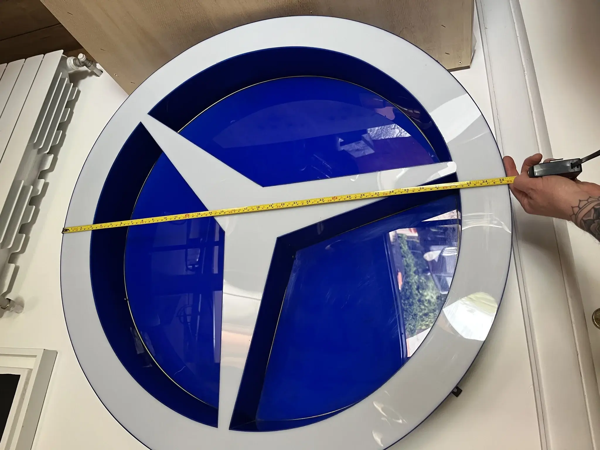 MP: Illuminated Mercedes-Benz Sign | PCARMARKET