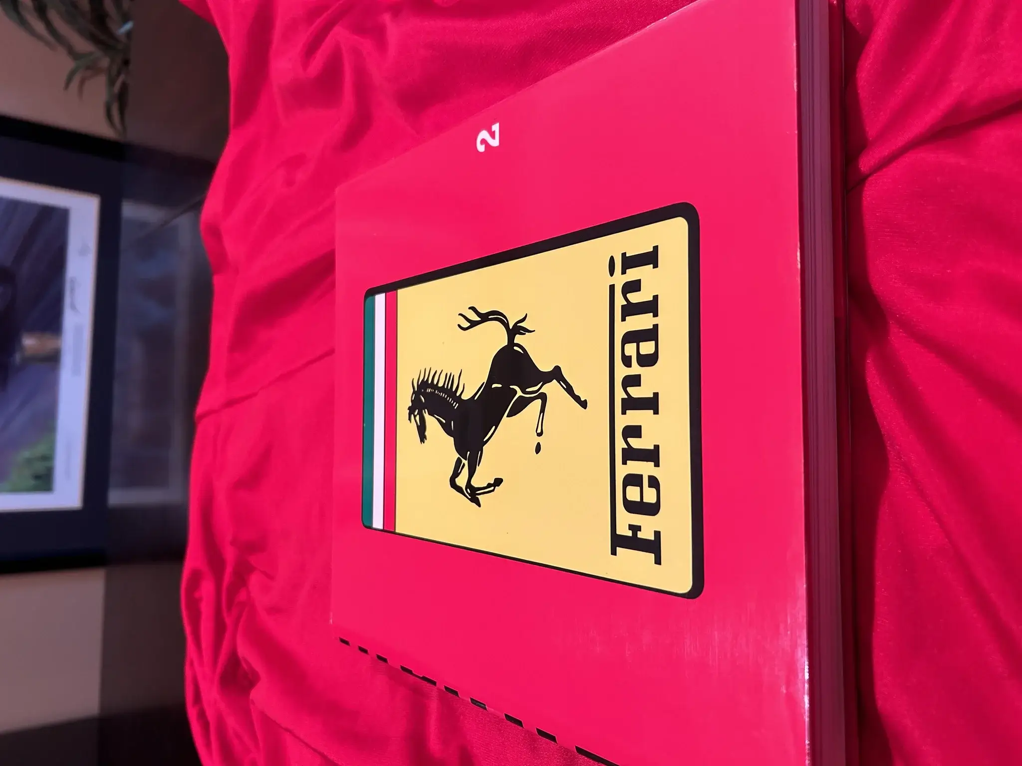 Ferrari オーナーズブック　コンシェルジュ　貴重 Ferrari オーナーズブック コンシェルジュ 貴重 Ferrari オーナーズ