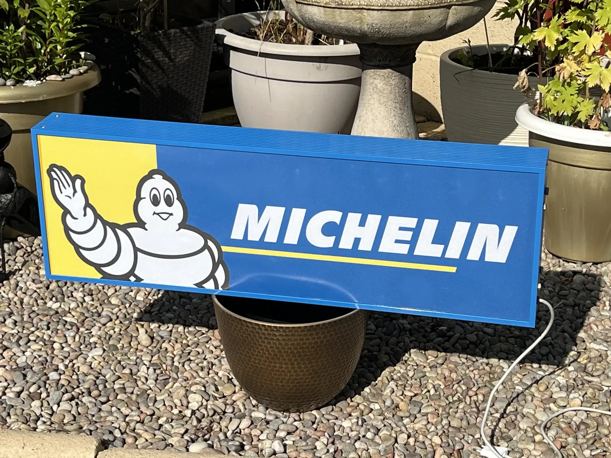 MP: Illuminated Michelin Tire Sign | PCARMARKET
