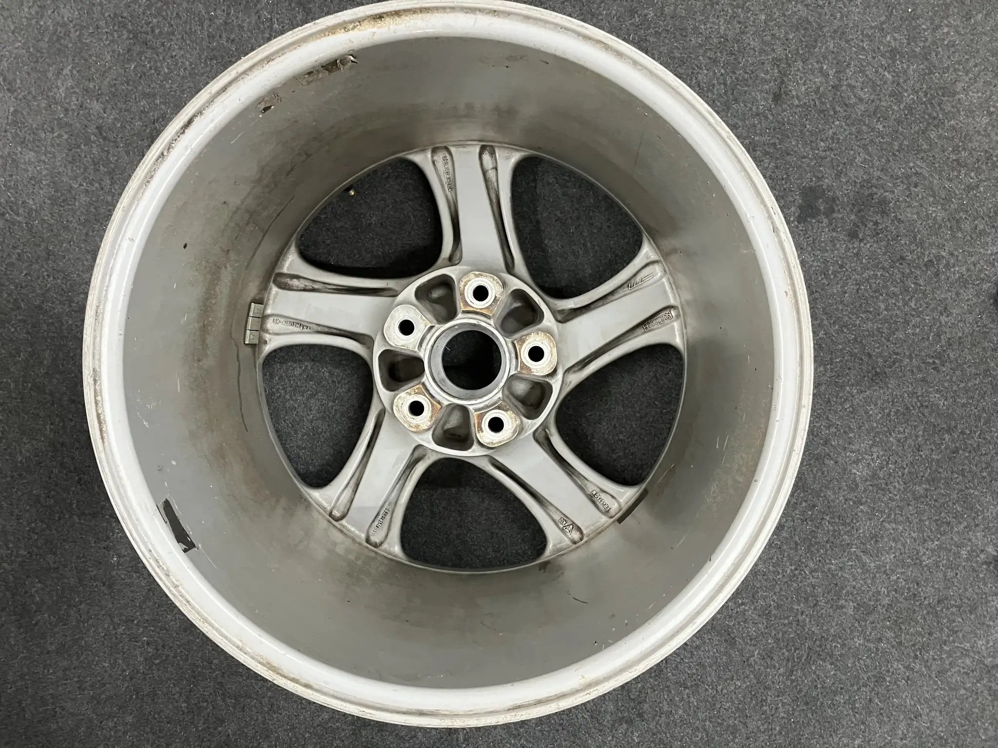 No Reserve 8