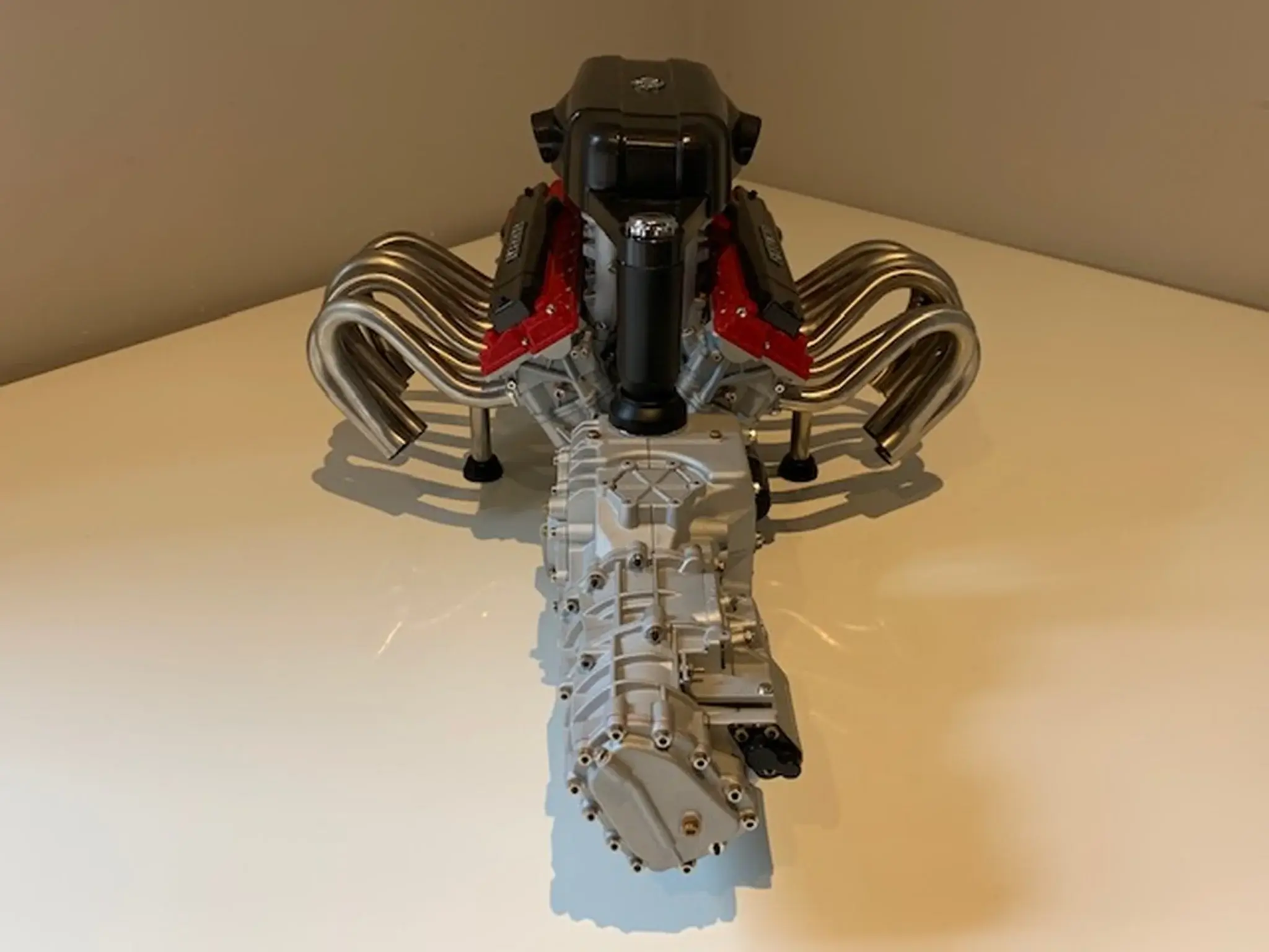 1/4 Scale Ferrari Enzo Engine Model | PCARMARKET