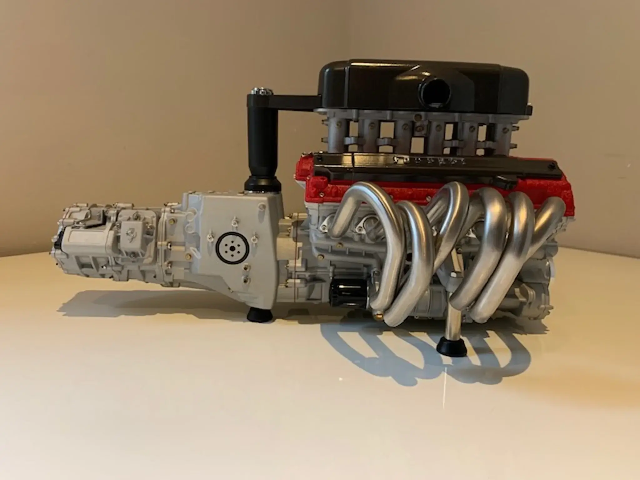 1/4 Scale Ferrari Enzo Engine Model | PCARMARKET
