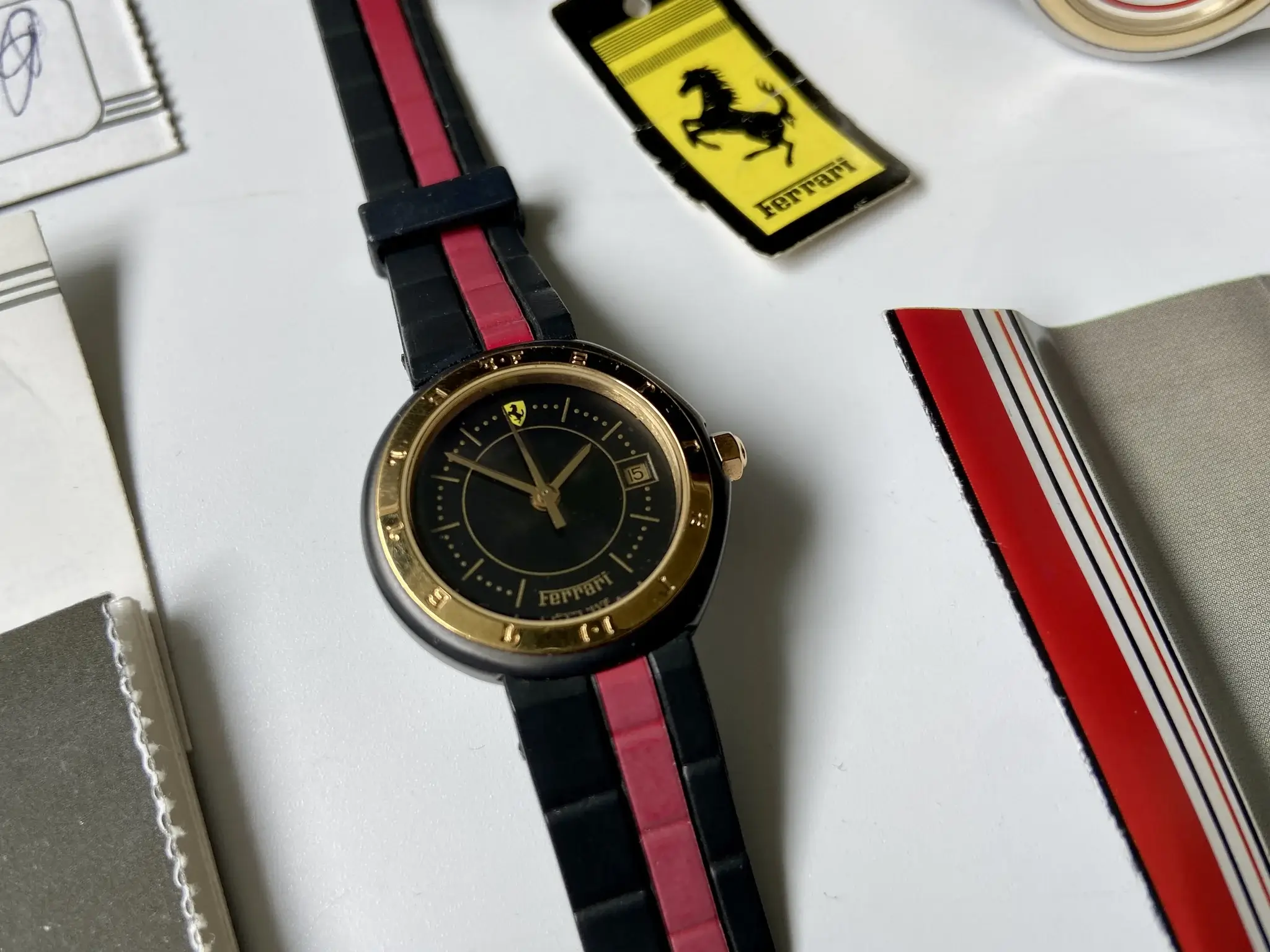 MP: Vintage Ferrari Watches & Pens | PCARMARKET