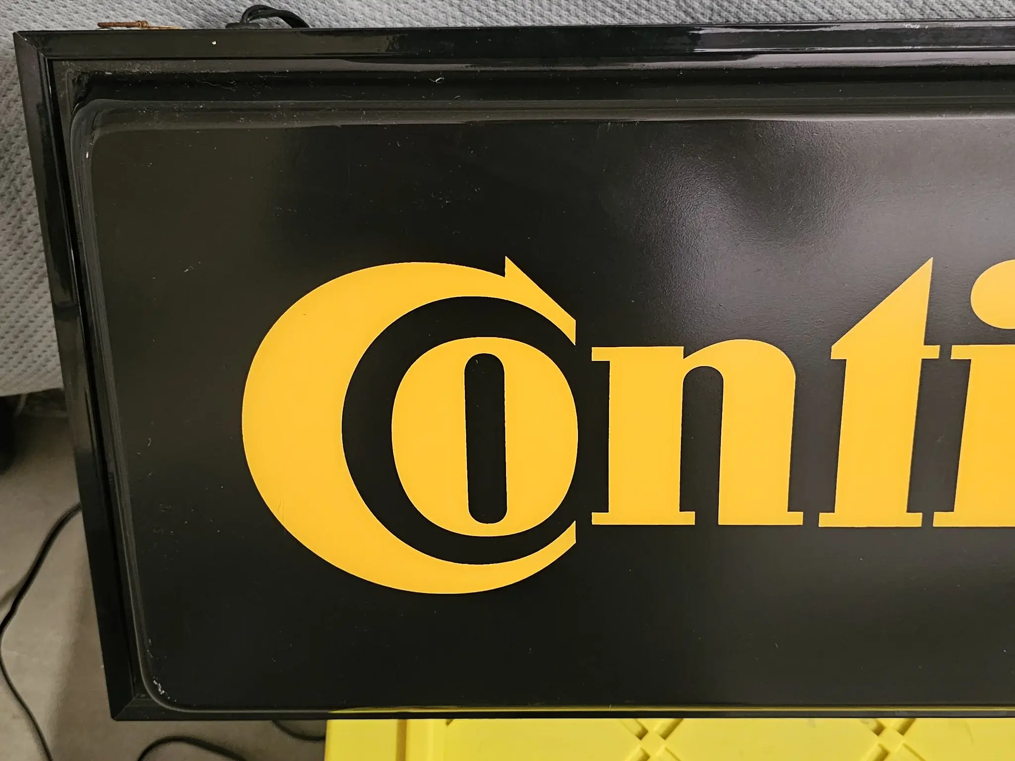MP: Illuminated Continental Sign | PCARMARKET
