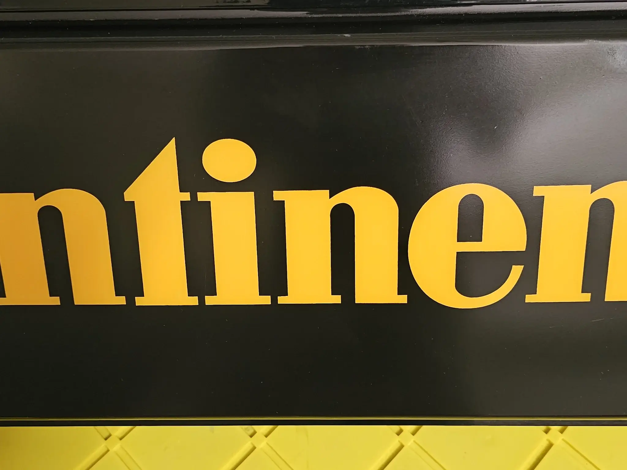 MP: Illuminated Continental Sign | PCARMARKET
