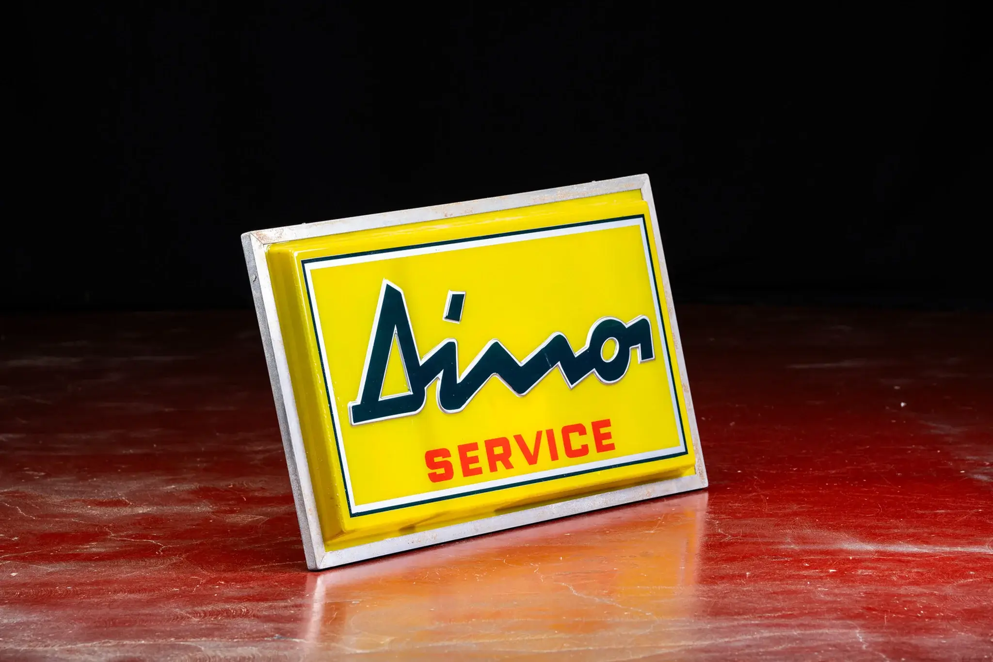 お値下げ！　ほぼ新品　Dino SERVICE 看板 MP: 70's Original Dino Ferrari Service Sign | PCARMARKET
