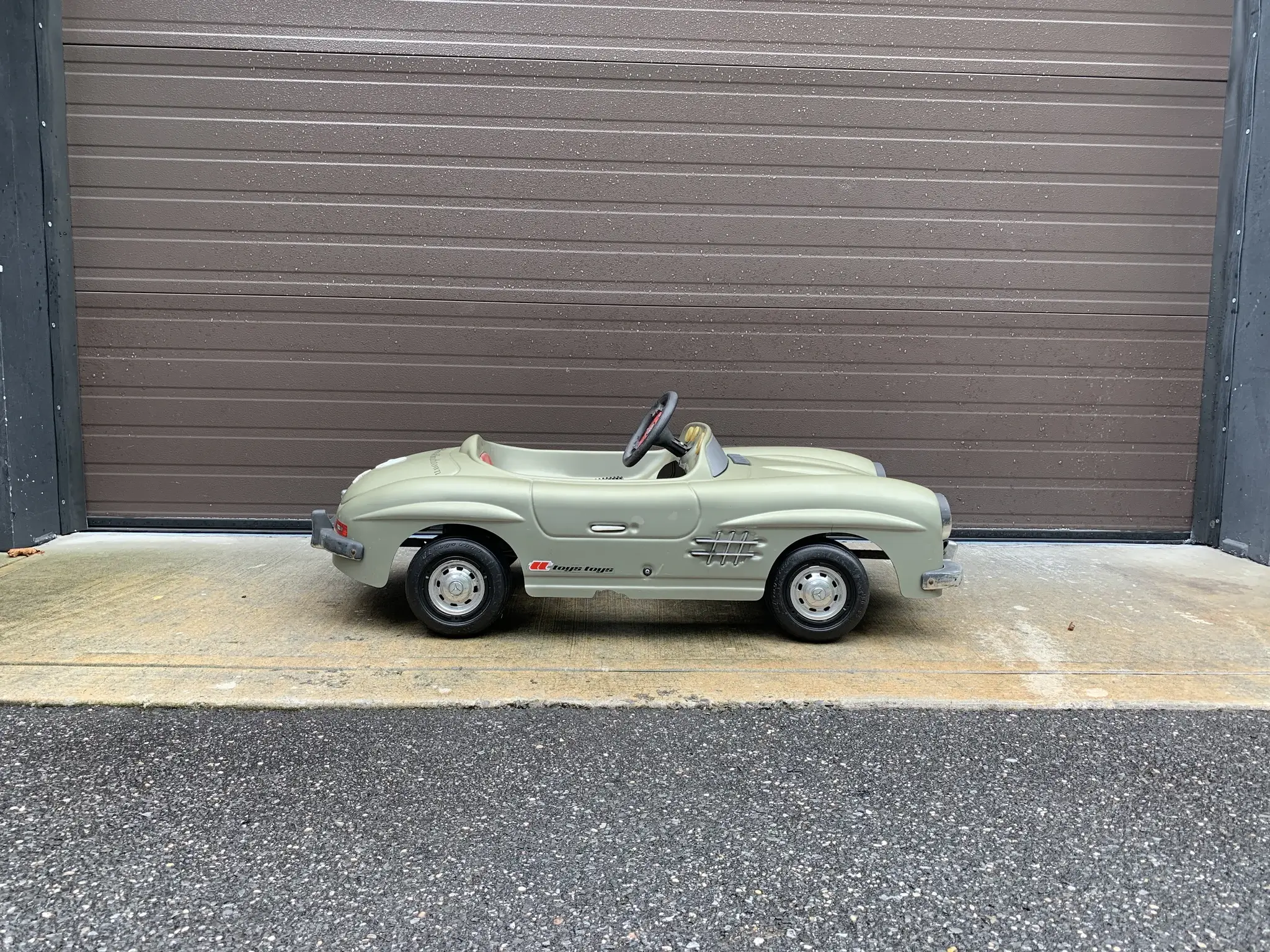 TT TOYS TOYS MERCEDES-BENZ 300SL PEDAL CAR | PCARMARKET
