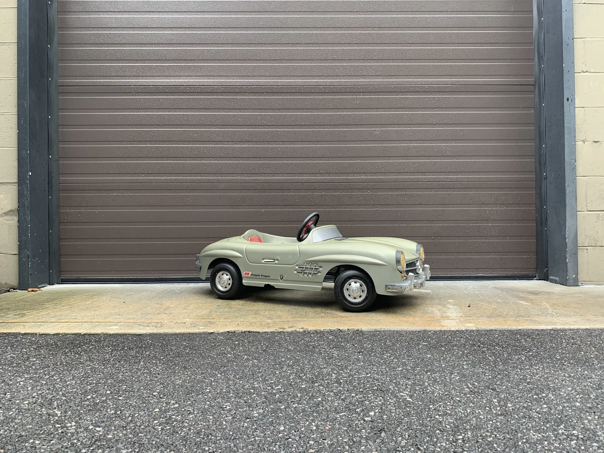 TT TOYS TOYS MERCEDES-BENZ 300SL PEDAL CAR | PCARMARKET