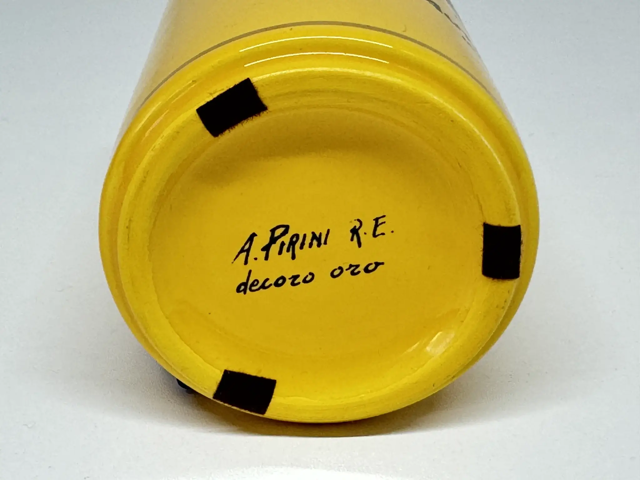 No Reserve Collection of Ferrari Ashtrays and Ceramics | PCARMARKET