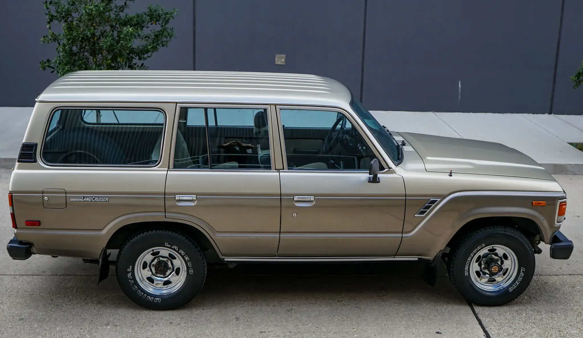 MP: 1987 Toyota Land Cruiser FJ60 4-Speed | PCARMARKET
