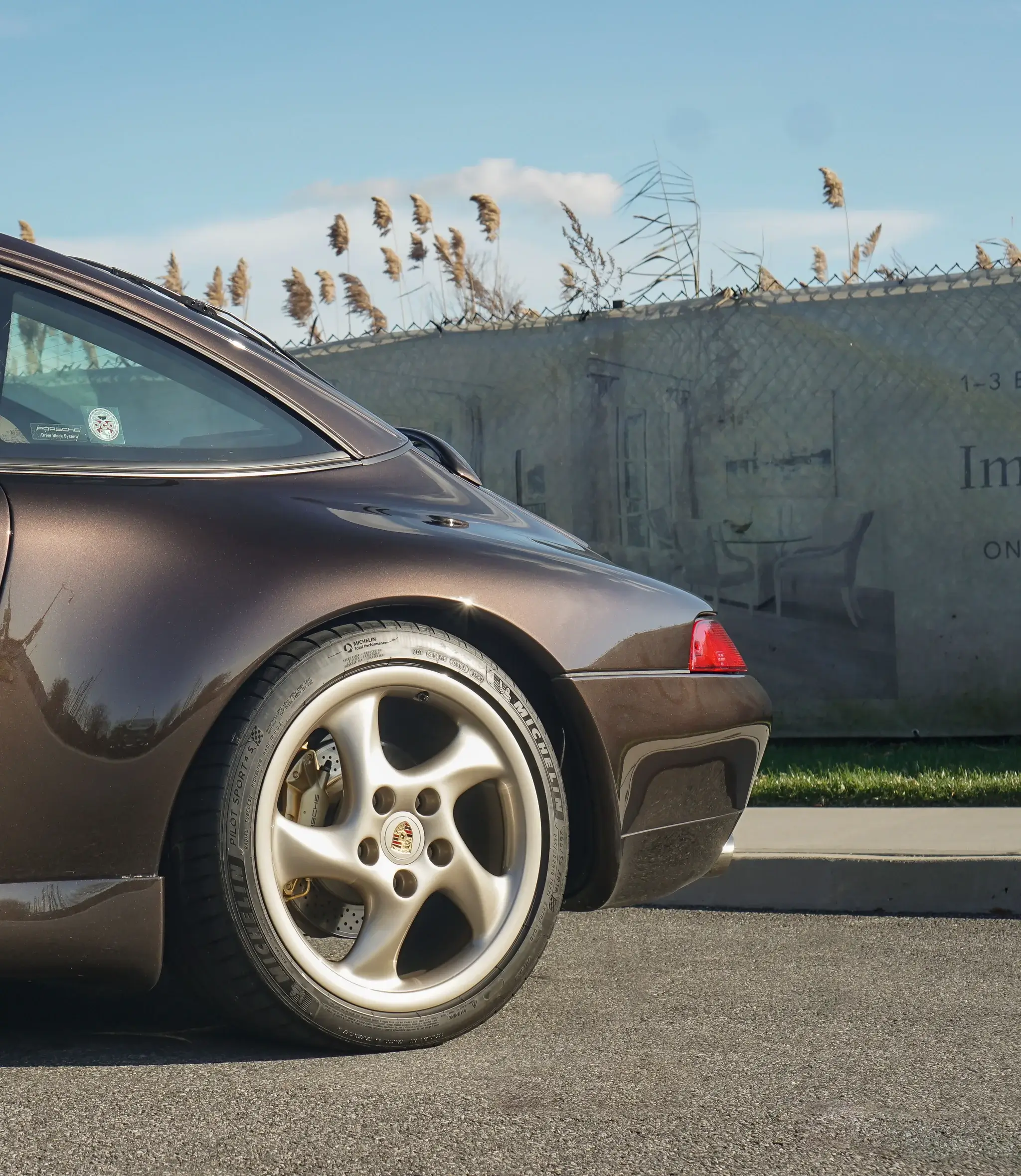 1996 Porsche 993 Targa 6-Speed Custom by Jason Castriota | PCARMARKET