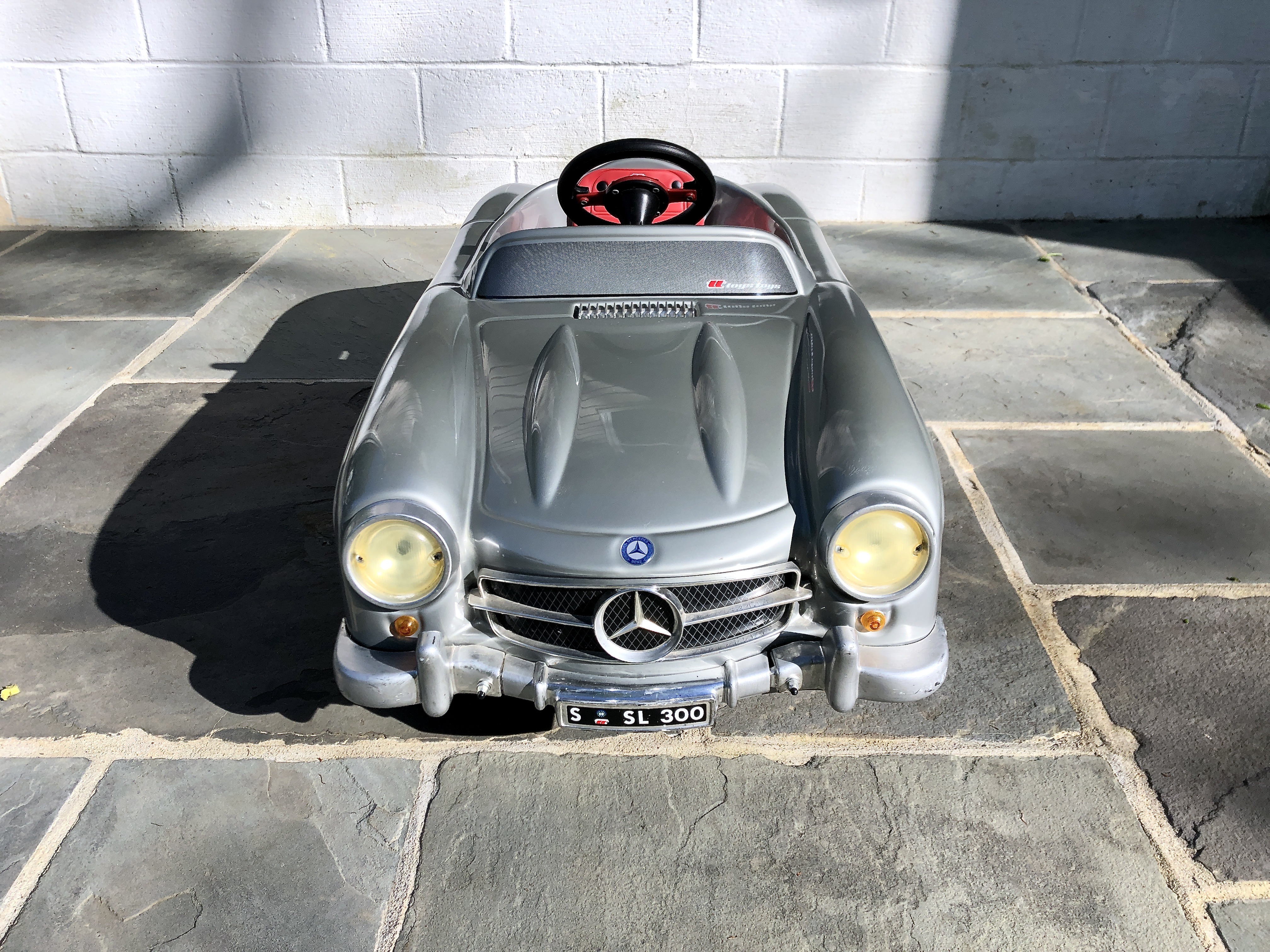 TT Toys Toys Mercedes-Benz 300SL Pedal Car | PCARMARKET