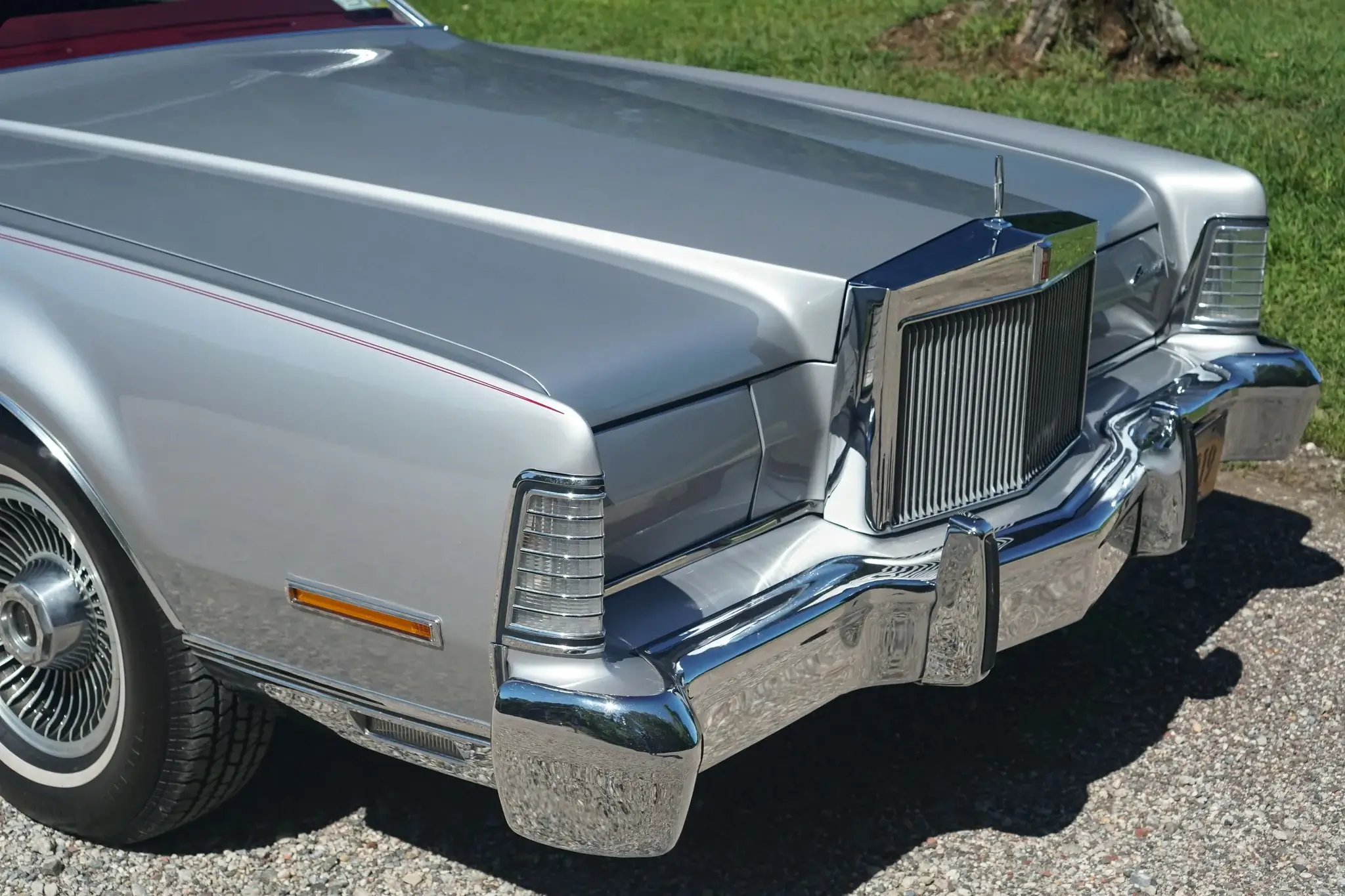1973 Lincoln Continental Mark IV Silver Anniversary | PCARMARKET
