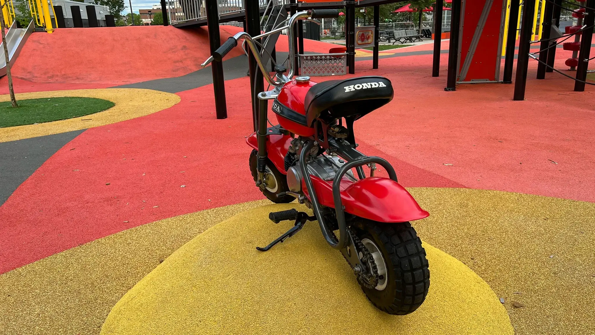 QA501044674