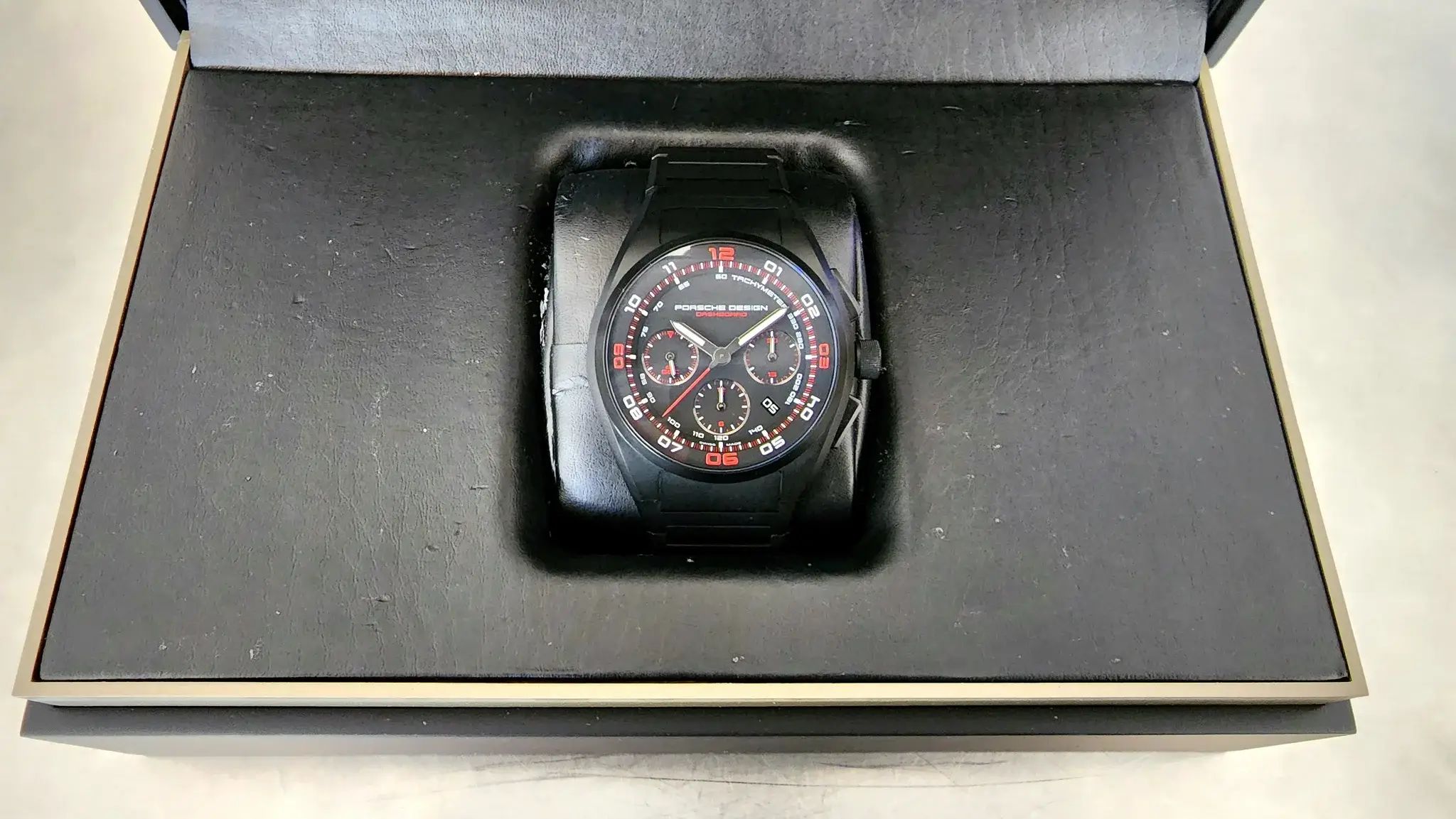 PORSCHE DESIGN ヒュミドール No Reserve Porsche Design P'6620 Dashboard Titanium Chronograph