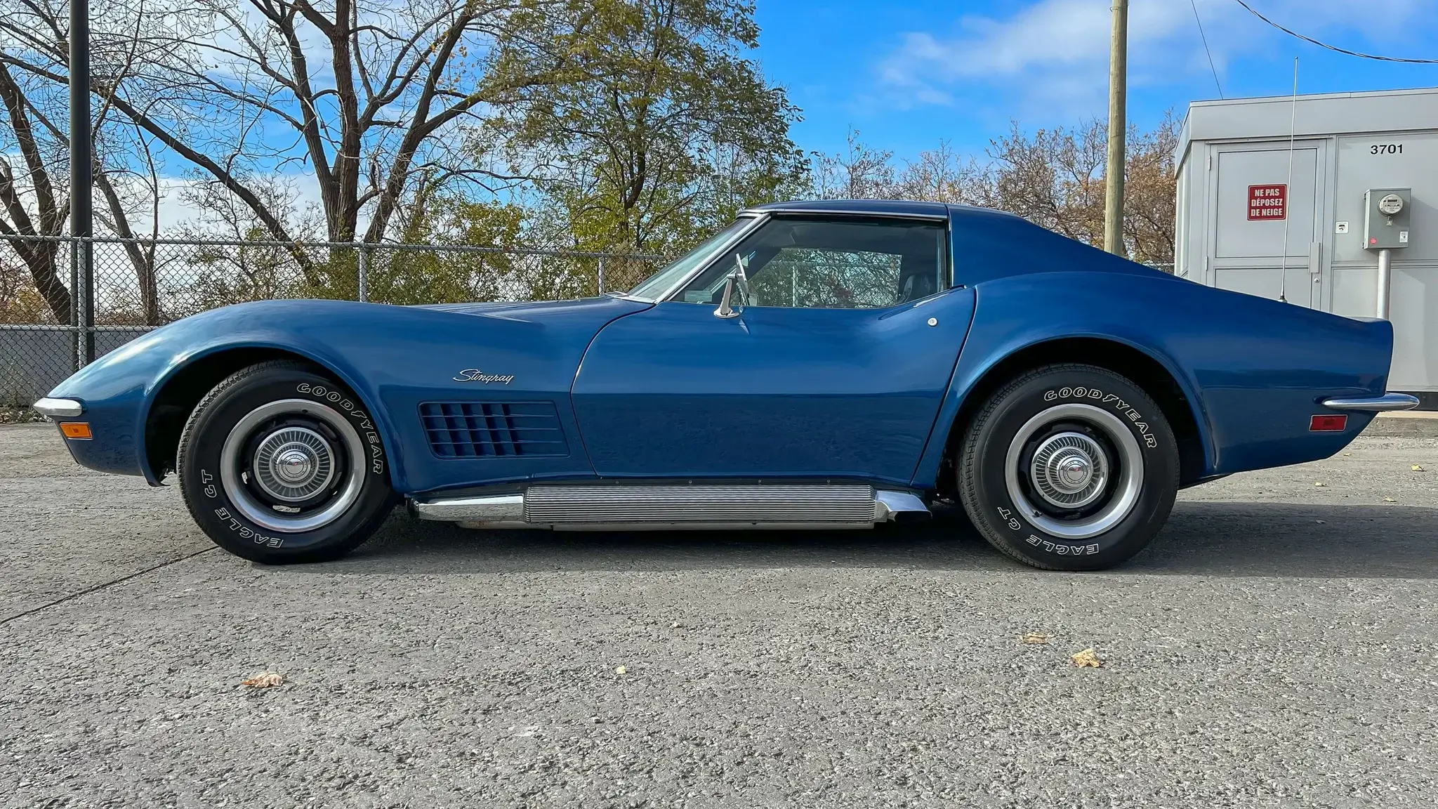 STREET 2016年11月号 1971 Chevrolet Corvette Stingray 454 4-Speed | PCARMARKET