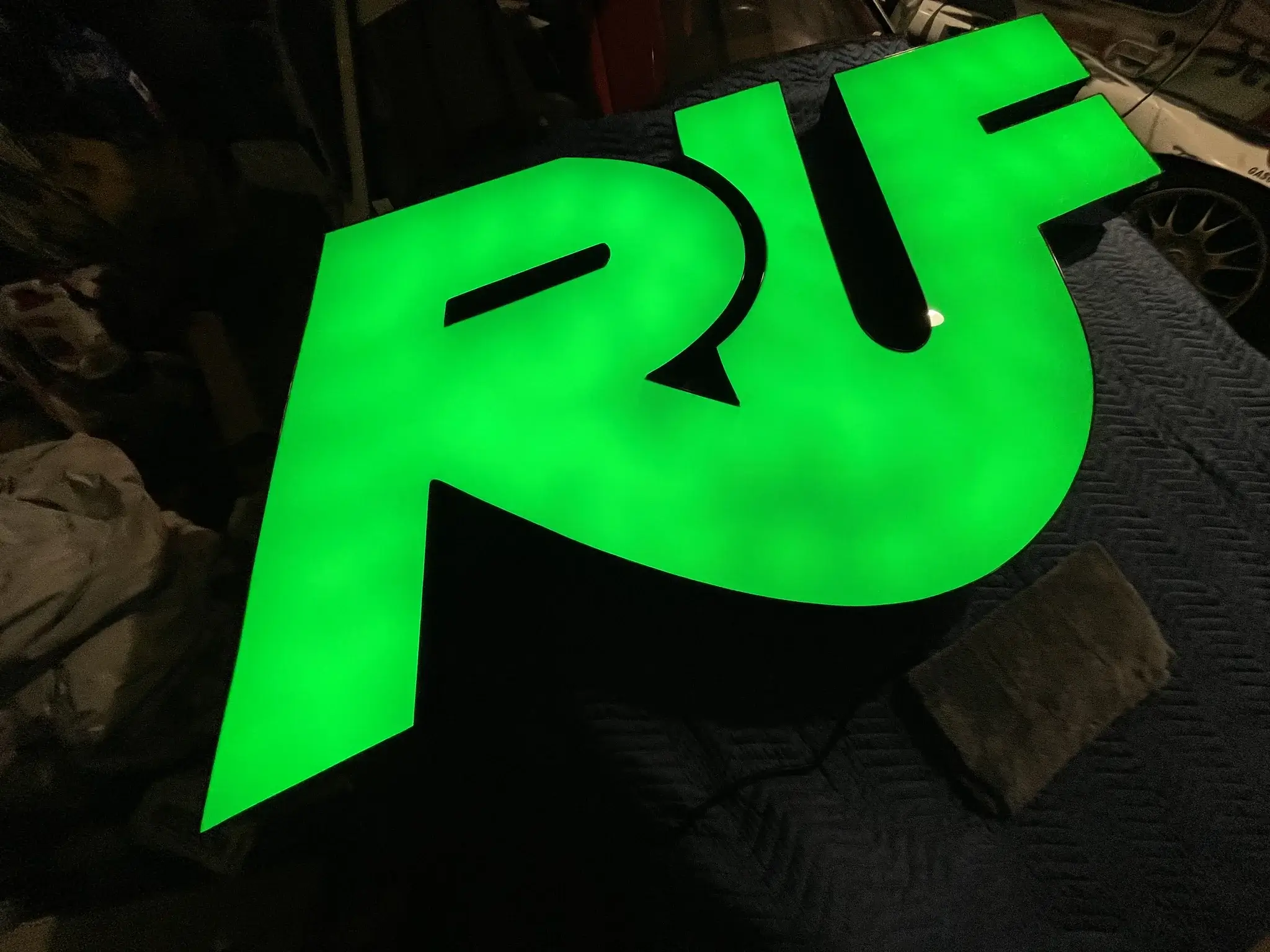 Illuminated RUF Sign (82