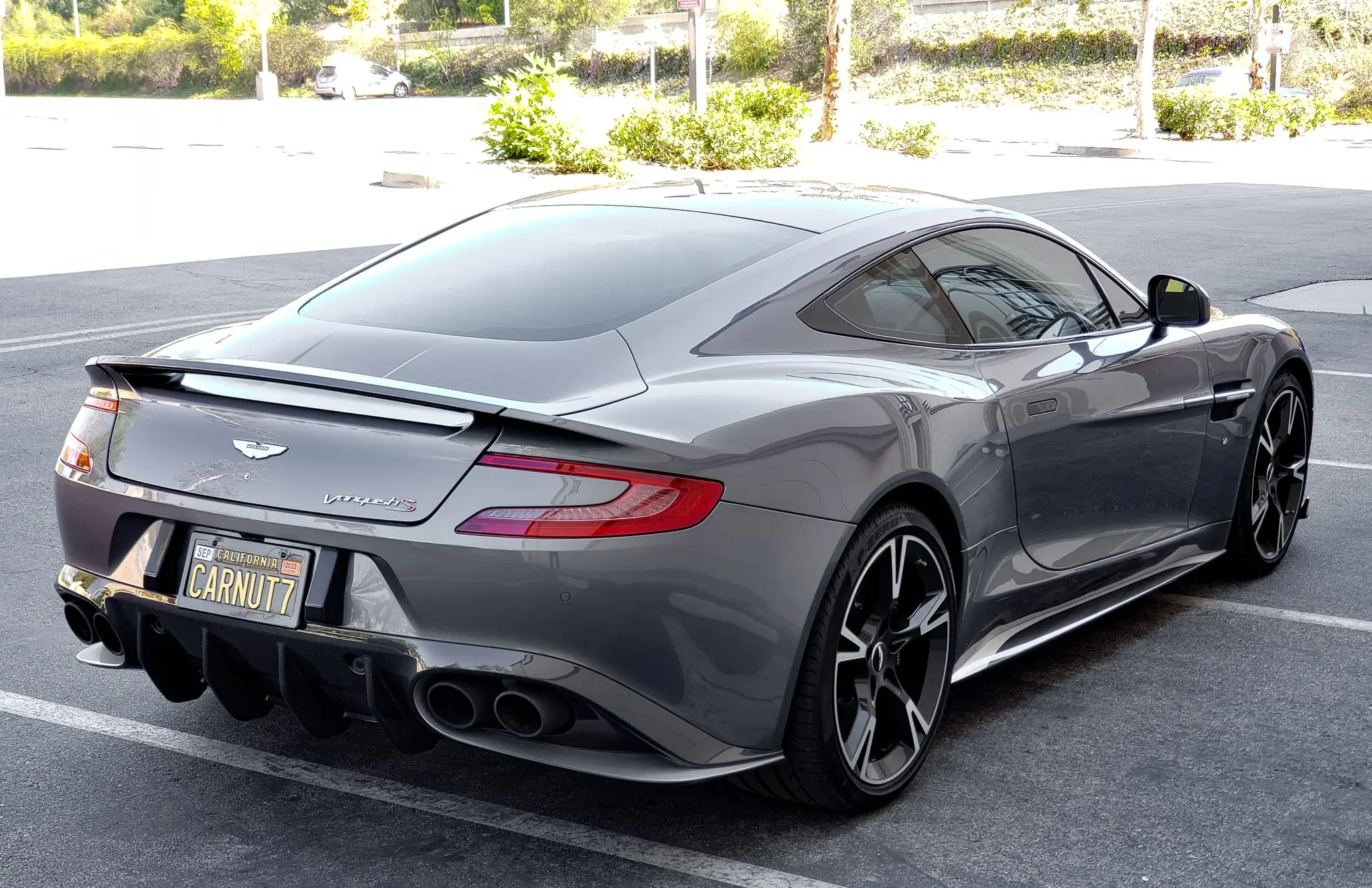 MP: 24k-Mile 2018 Aston Martin Vanquish S | PCARMARKET