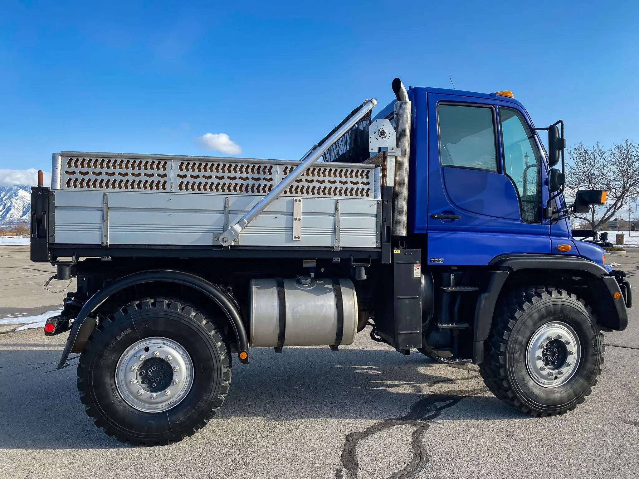 MP: 17k-Mile 2003 Mercedes-Benz Unimog U500 | PCARMARKET
