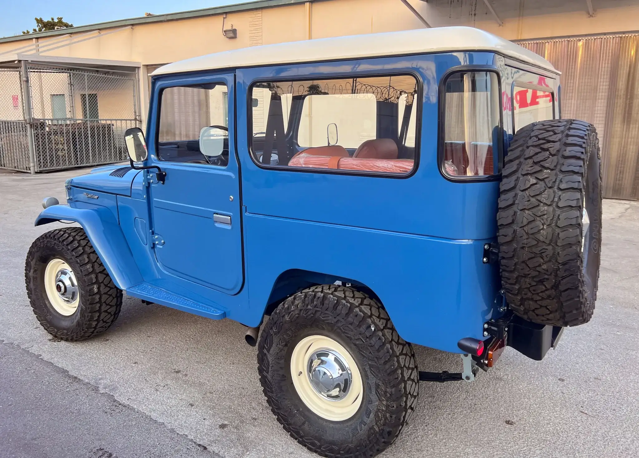 1968 Toyota FJ40 Land Cruiser 4-Speed | PCARMARKET