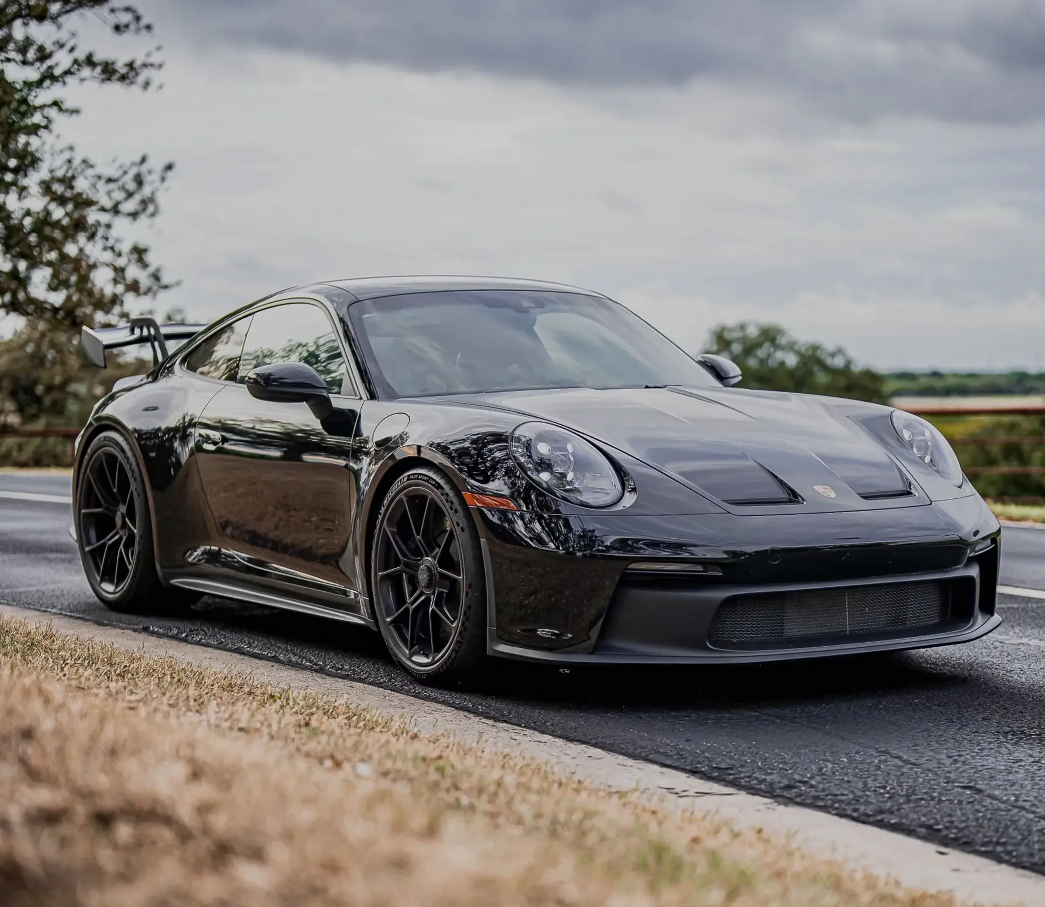 MP: 8k-Mile 2022 Porsche 992 GT3 | PCARMARKET