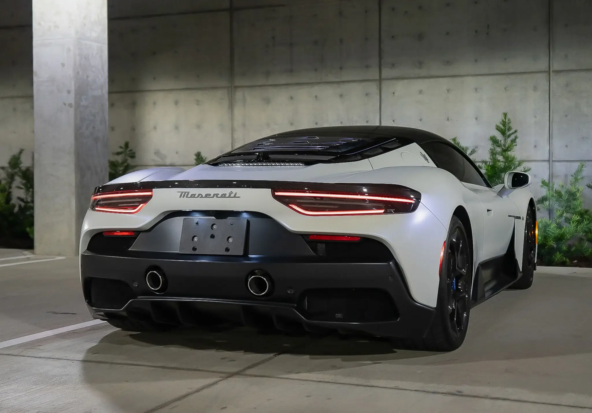 MP: 1k-Mile 2022 Maserati MC20 | PCARMARKET