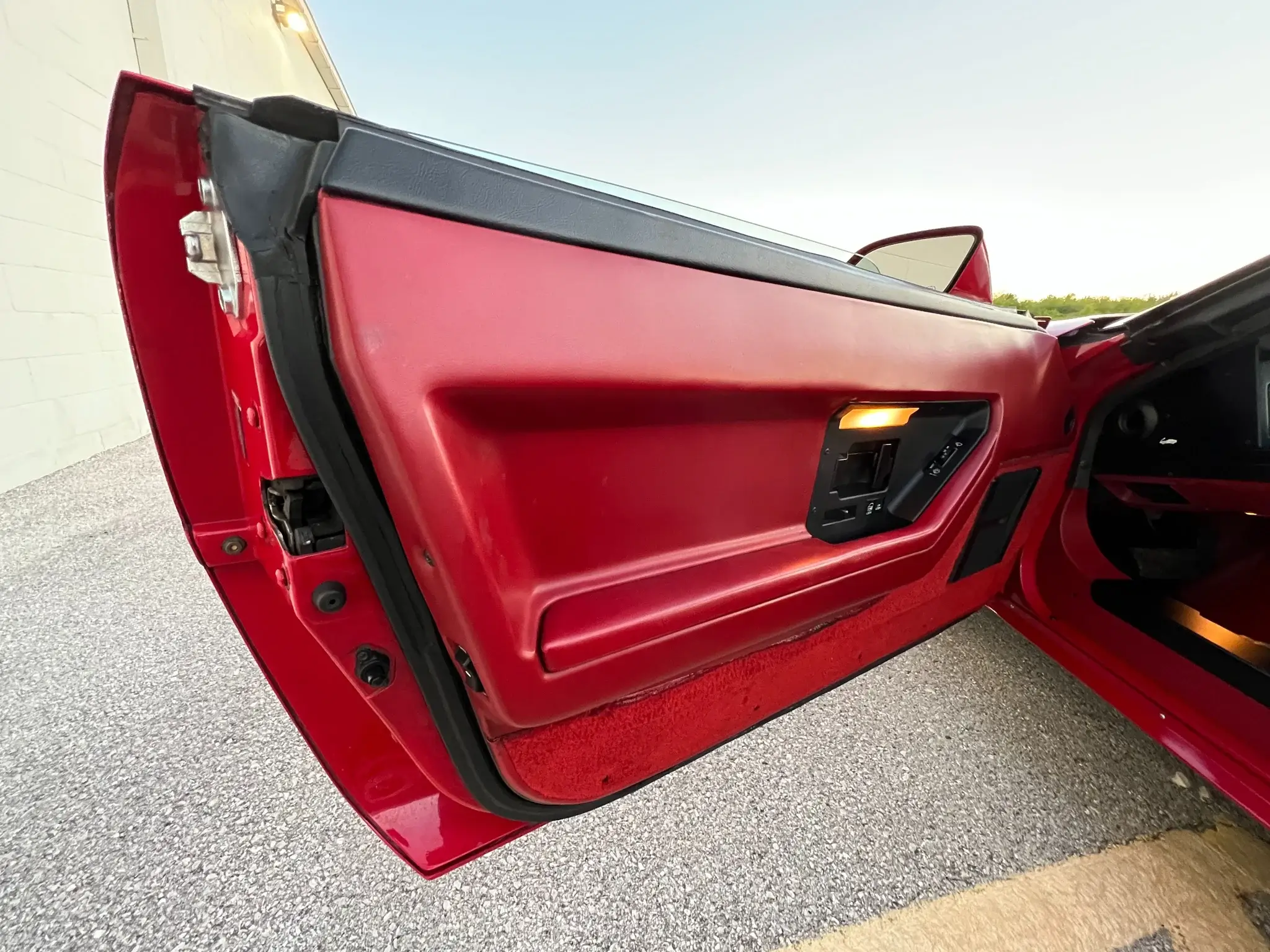 MP: 15k-Mile 1984 Chevrolet Corvette Coupe | PCARMARKET