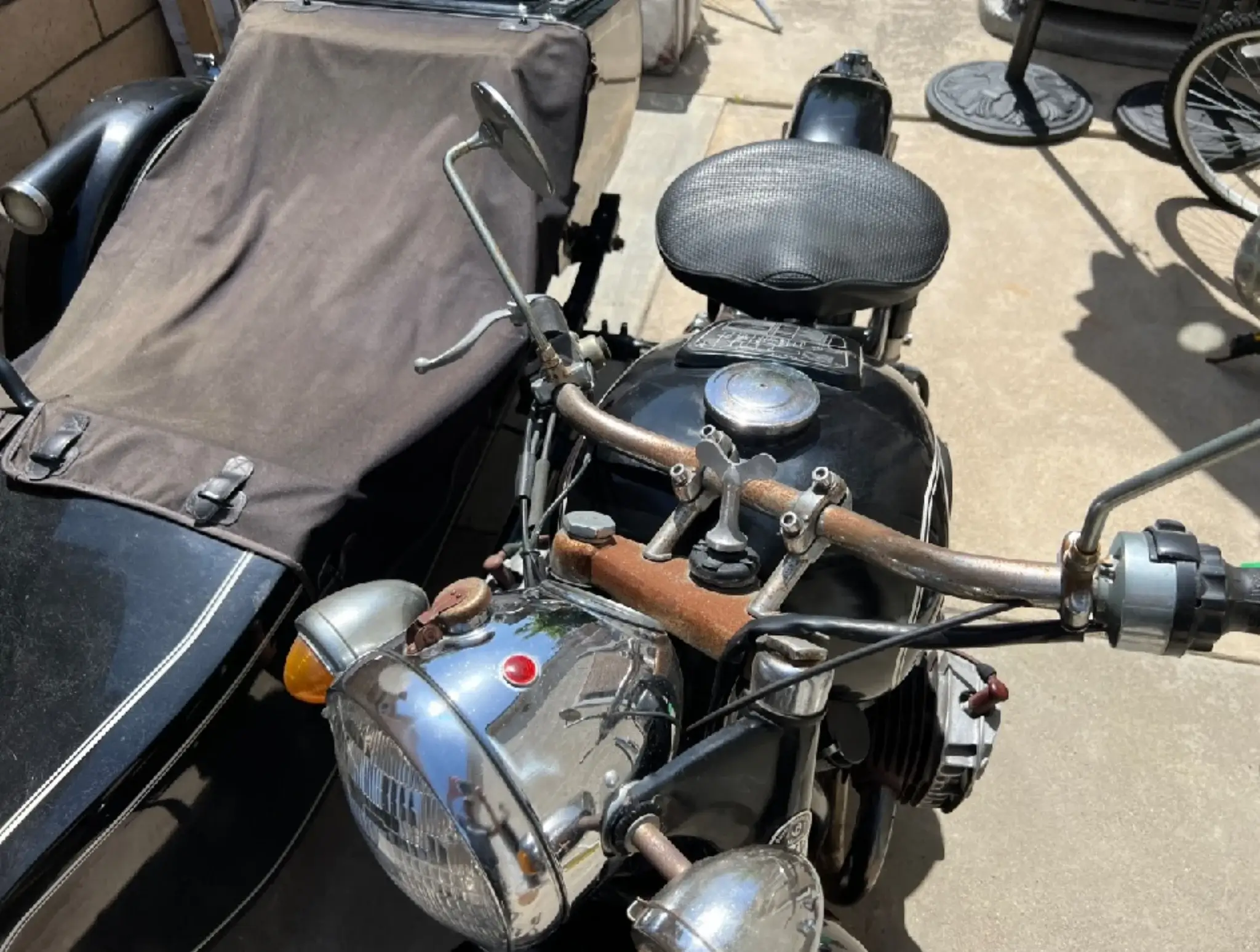 ユウ NO RESERVE 1968 CJ-750 Motorcycle w/ Sidecar | PCARMARKET