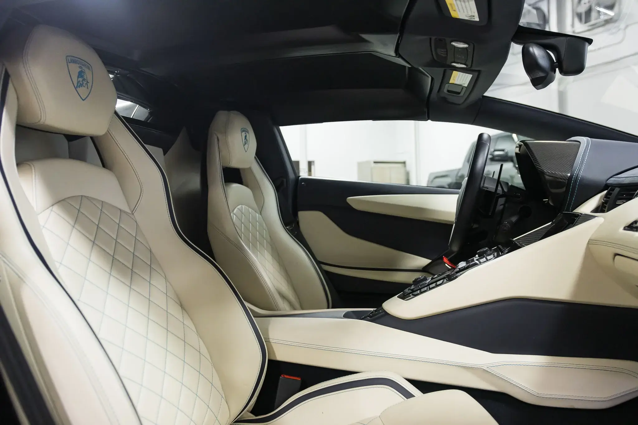 2019 Lamborghini Aventador S LP740-4 Roadster | PCARMARKET