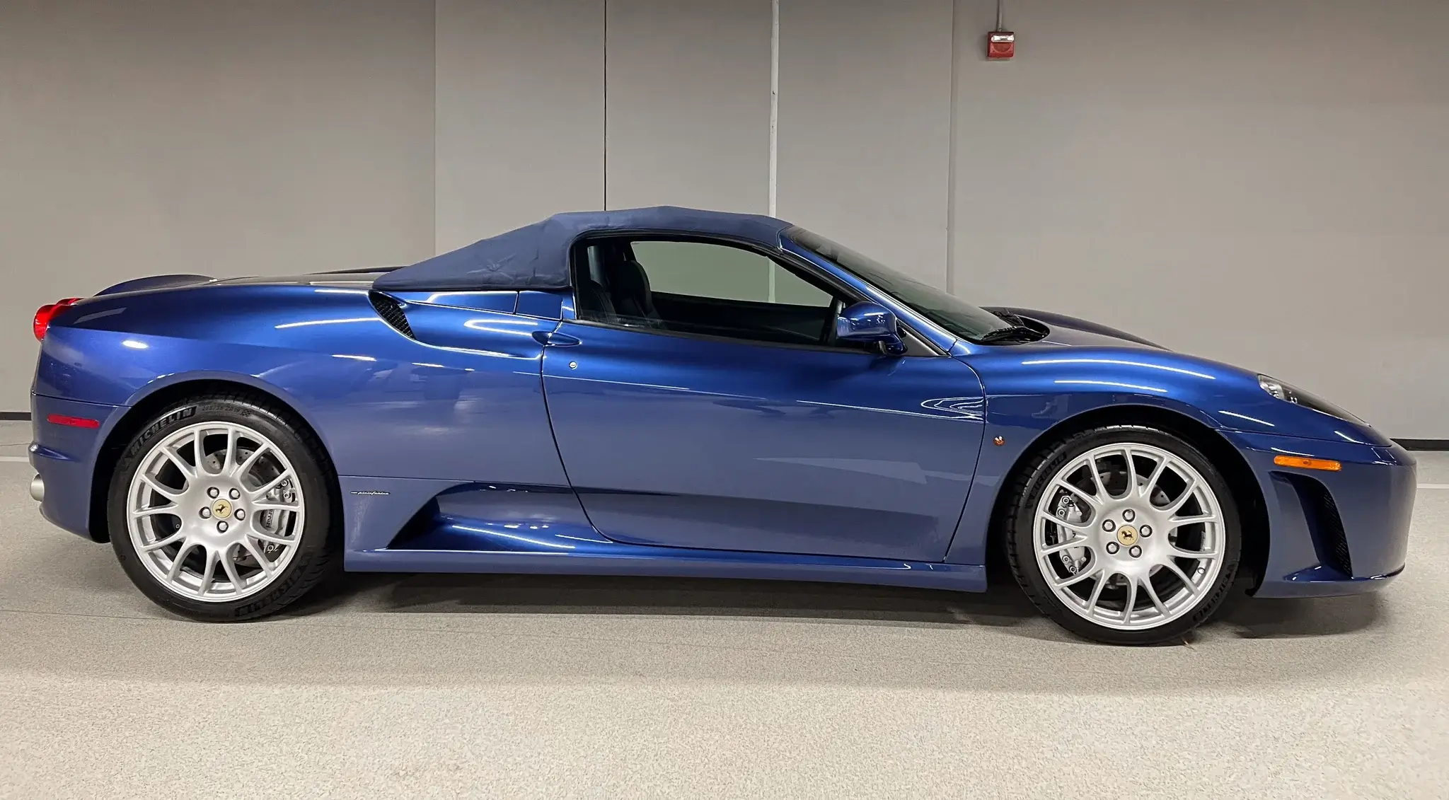 MP: 3k-Mile 2006 Ferrari F430 Spider Factory 6-Speed | PCARMARKET