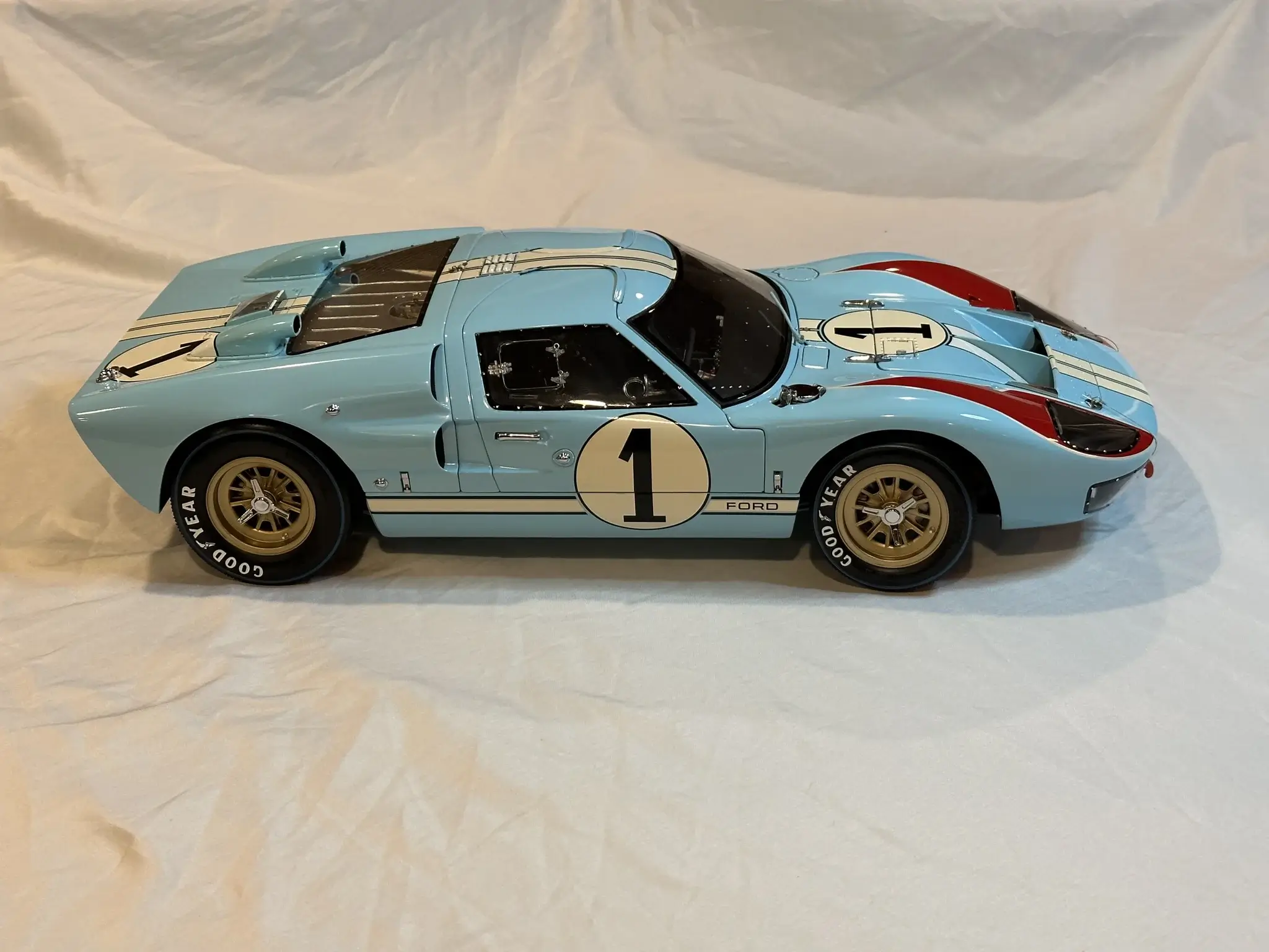 No Reserve Exoto 1966 Ford GT40 MKII #1 LeMans 24 hour 1:10