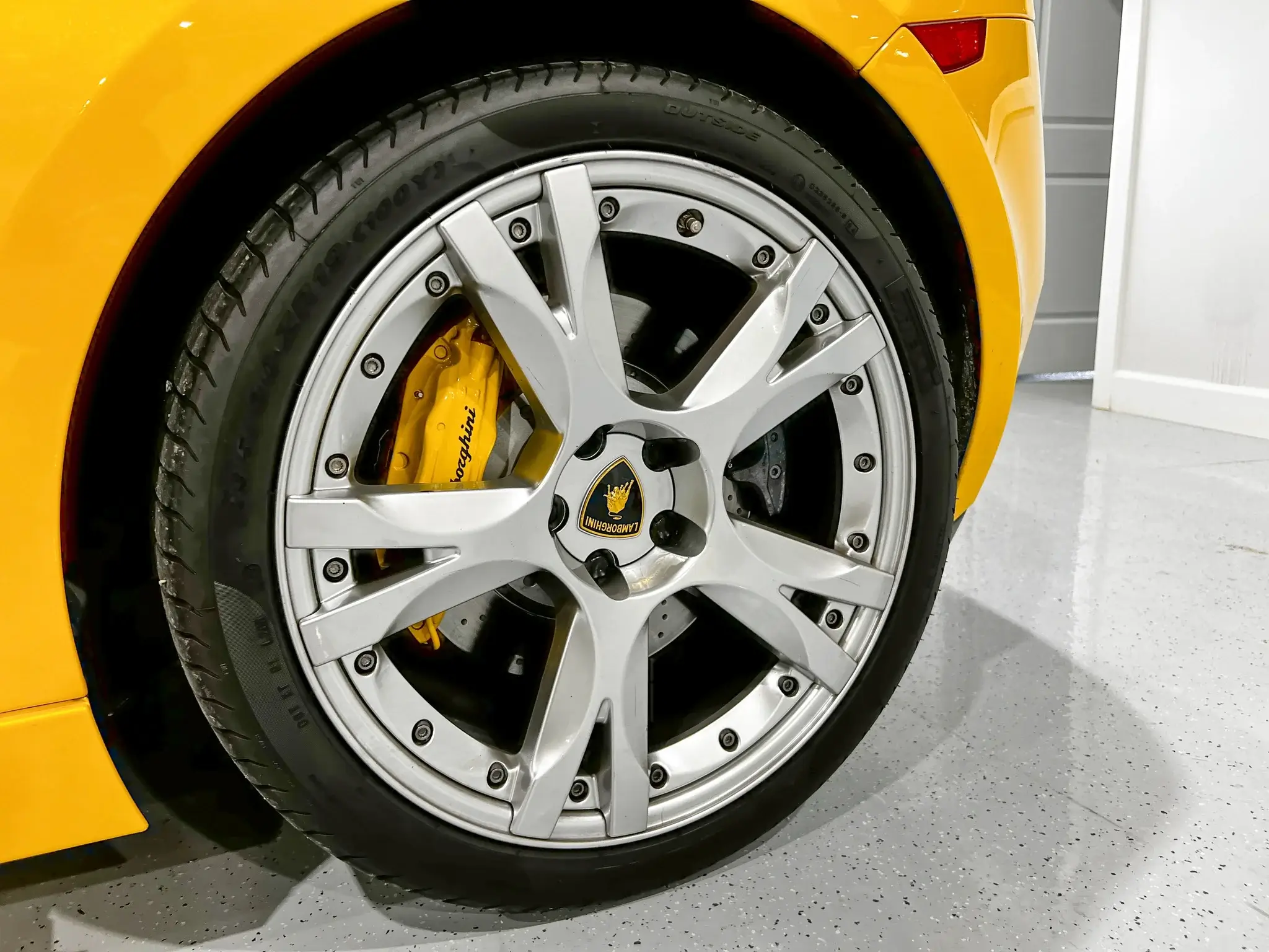 MP: 20k-Mile 2006 Lamborghini Gallardo Spyder 6-Speed | PCARMARKET
