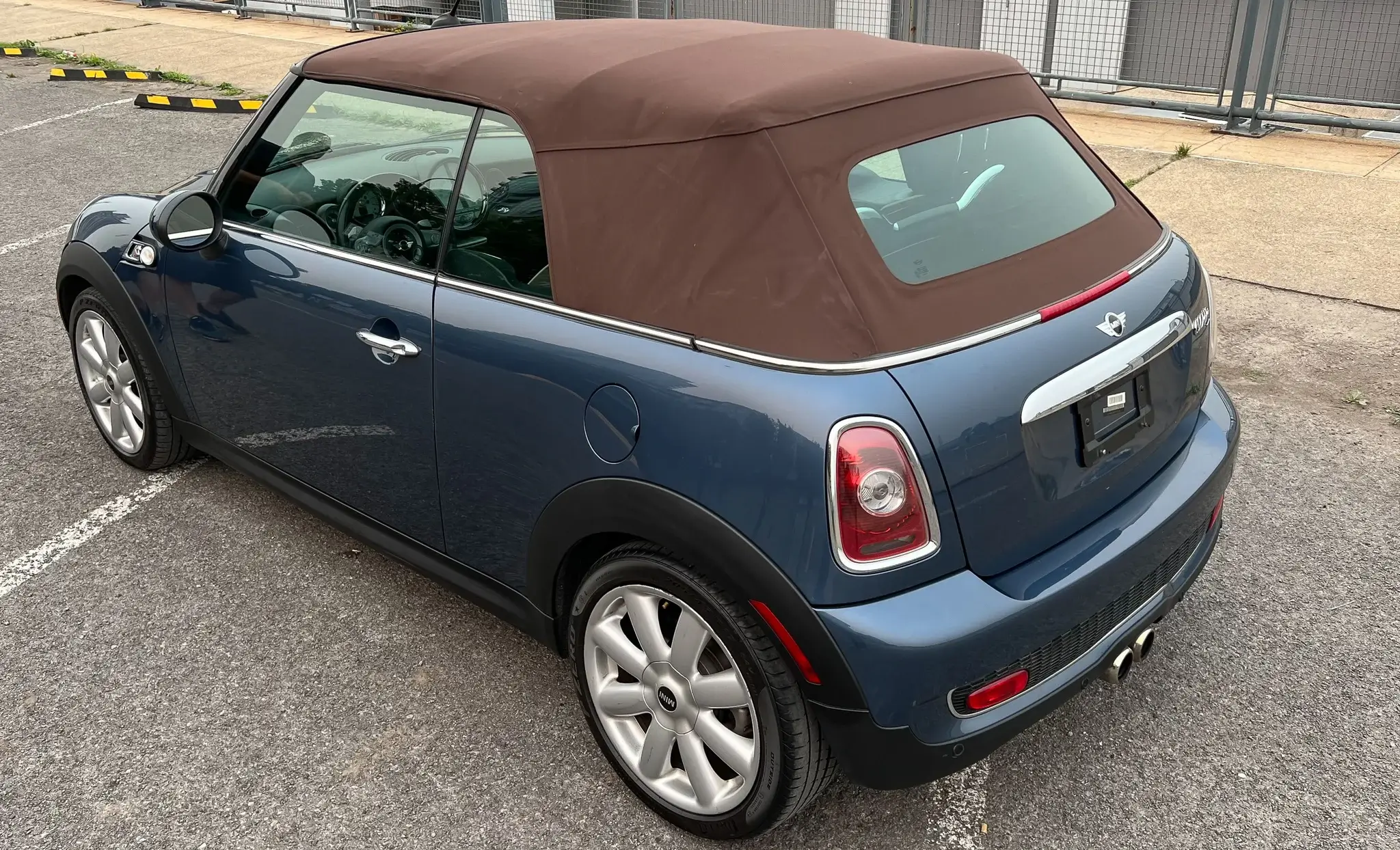 MP: 39k-Mile 2009 Mini Cooper S Convertible | PCARMARKET