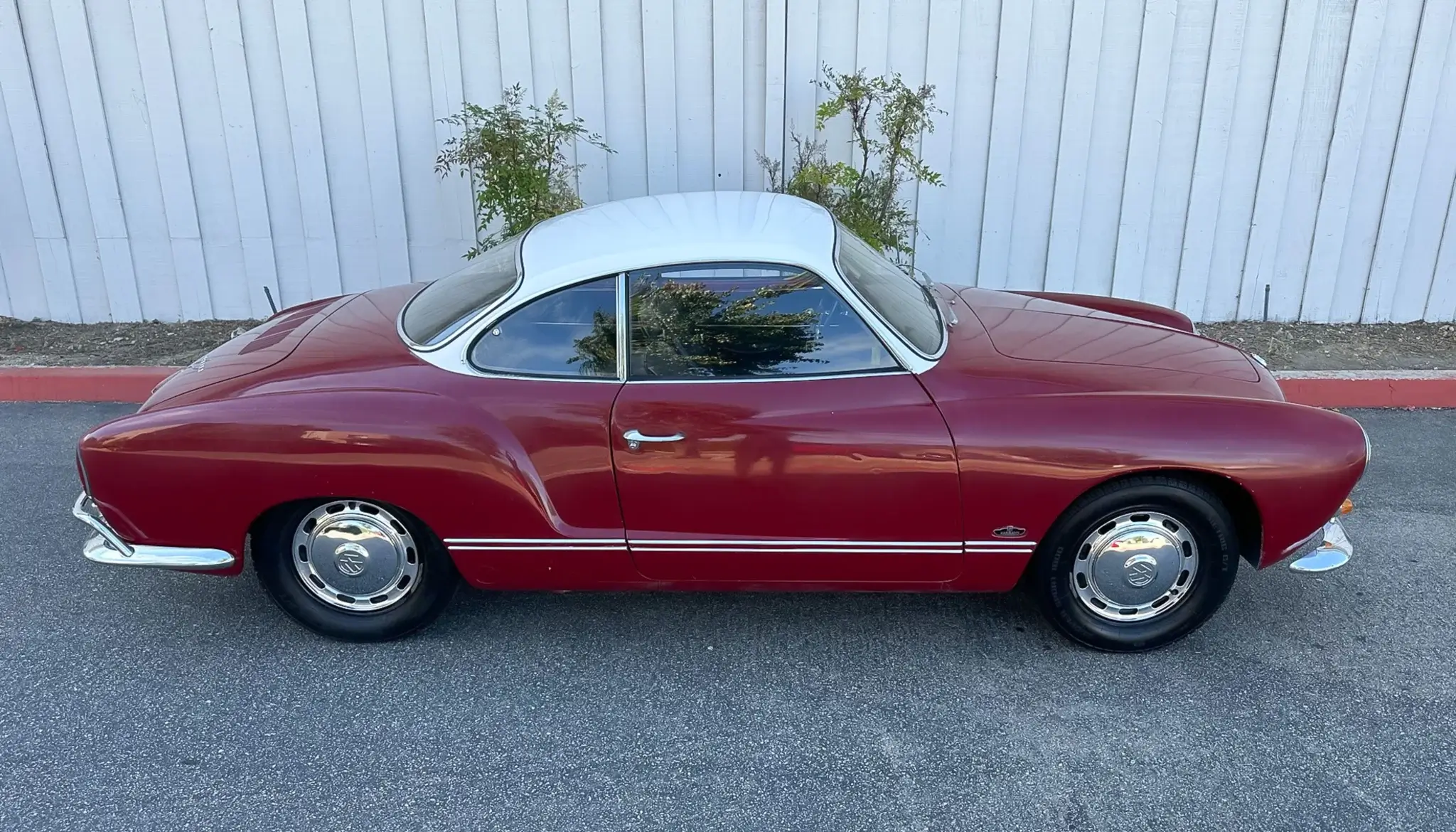 MP: 1966 Volkswagen Karmann Ghia 4-Speed | PCARMARKET