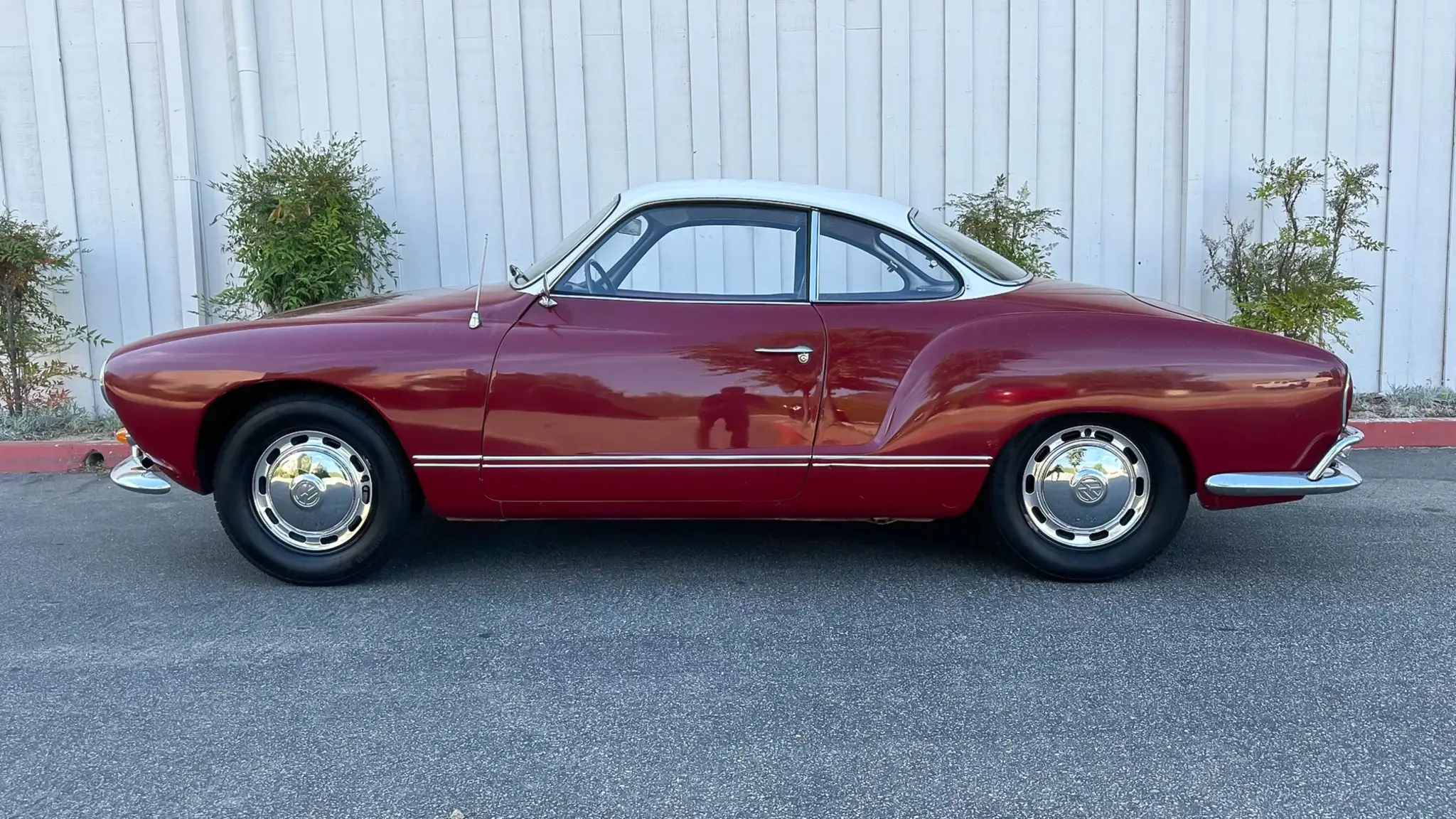 MP: 1966 Volkswagen Karmann Ghia 4-Speed | PCARMARKET