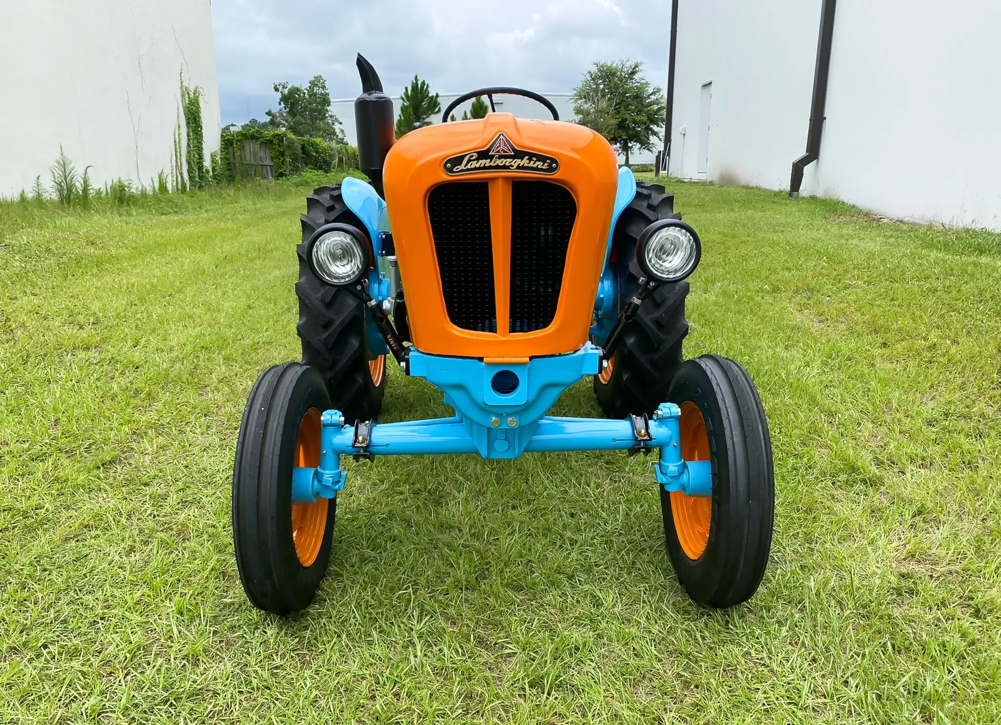 1965 Lamborghini 1R Tractor | PCARMARKET