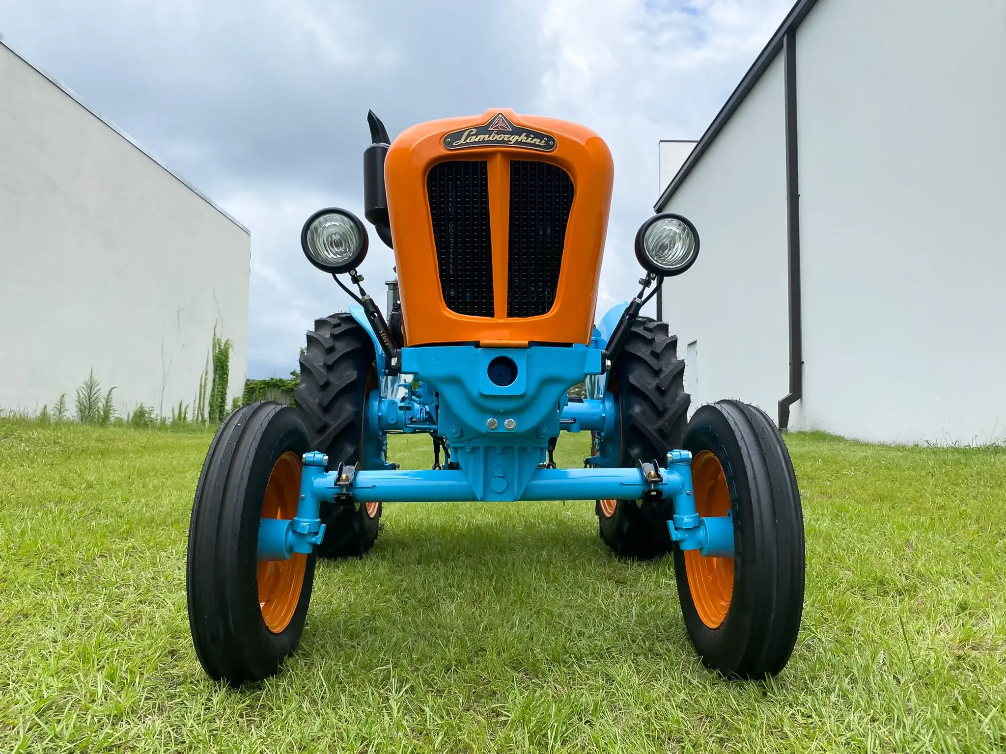 1965 Lamborghini 1R Tractor | PCARMARKET