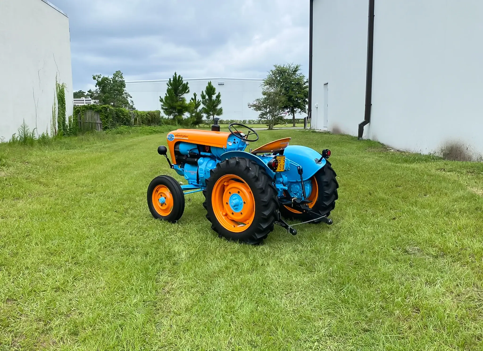 1965 Lamborghini 1R Tractor | PCARMARKET