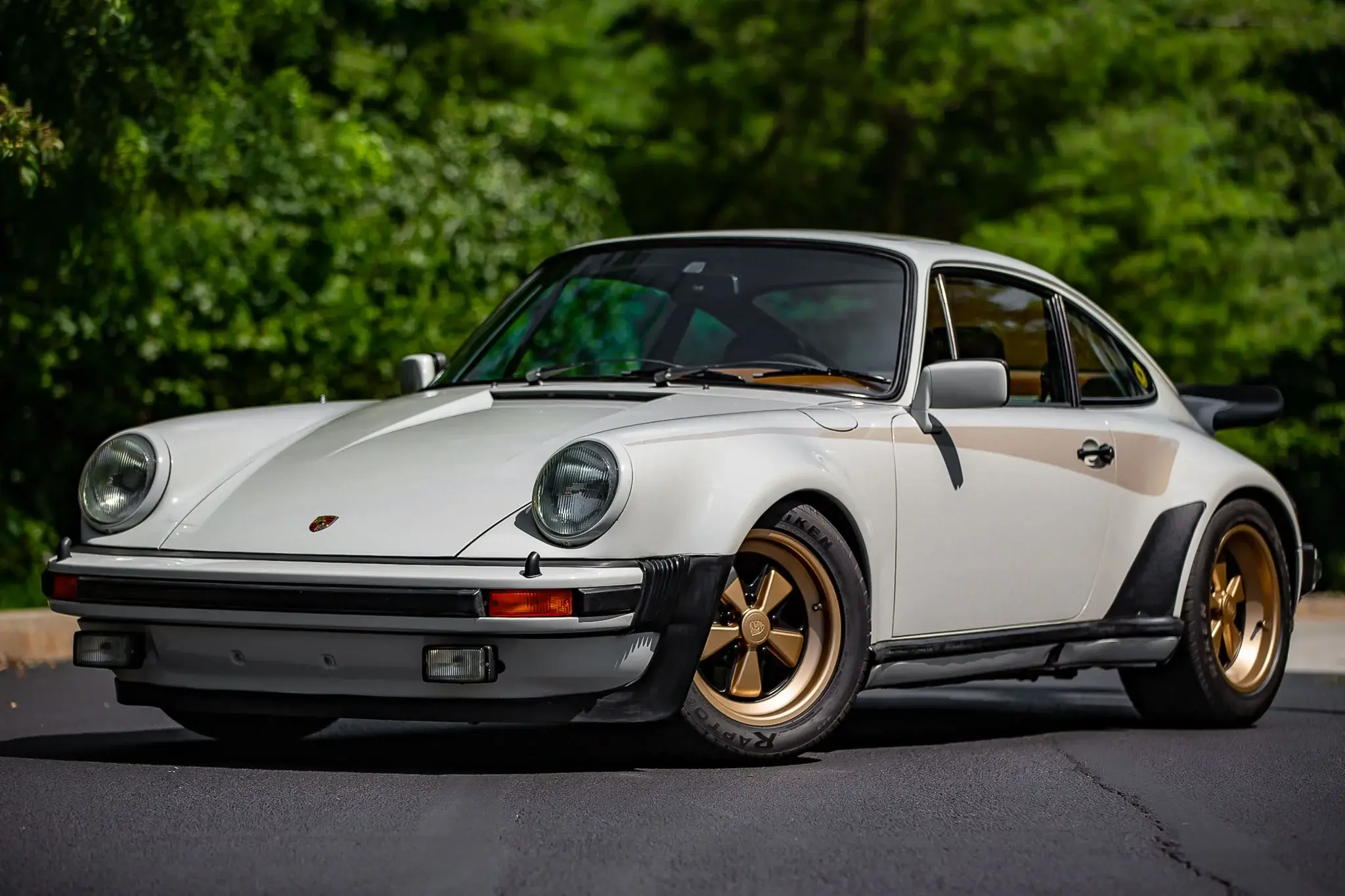 ププページ MP: 1976 Porsche 911 Turbo Coupe RoW | PCARMARKET