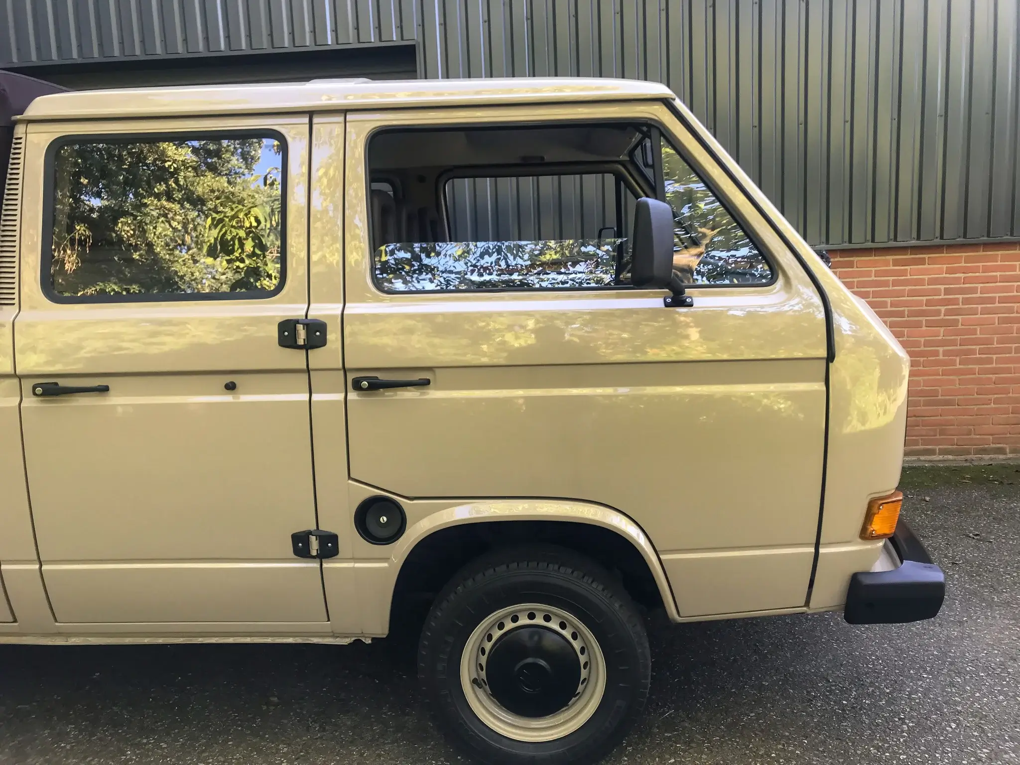 MP: 1992 Volkswagen T3 Double Cab Pickup Euro 5-Speed | PCARMARKET