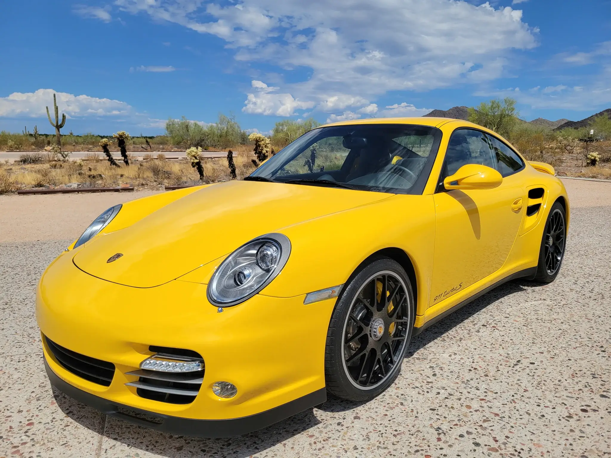 【未開封】アイドロン Porsche 911 Turbo S 2011 イエロー 2011 Porsche 911 Turbo S Coupe for sale on BaT Auctions - sold for