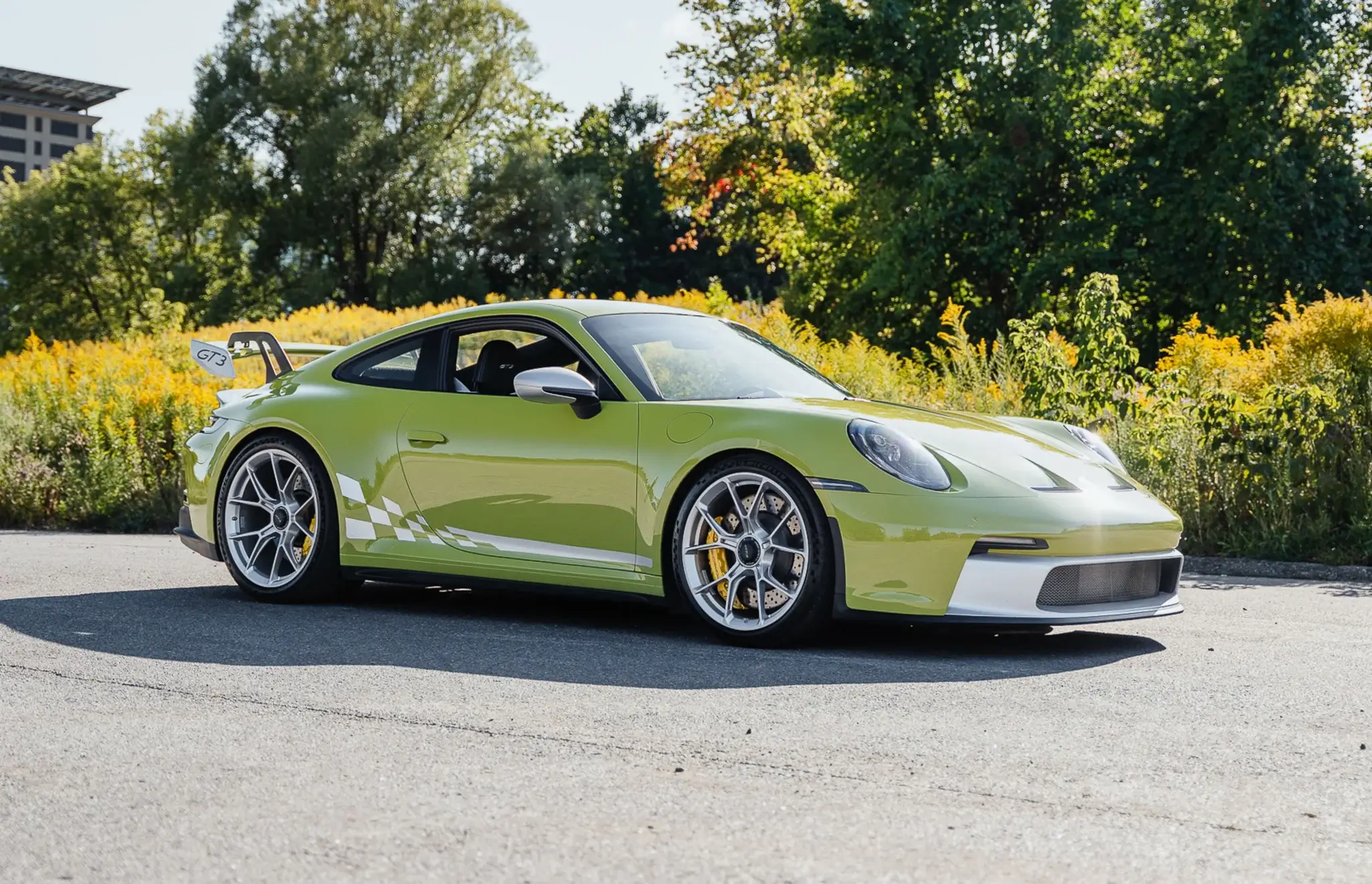 MP: 1k-Mile 2022 Porsche 992 GT3 6-Speed Paint to Sample | PCARMARKET