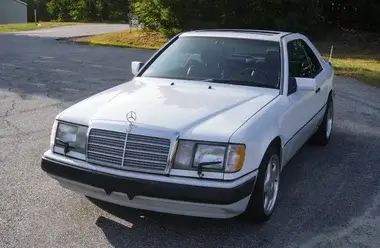 1992 Mercedes-Benz 300CE | PCARMARKET